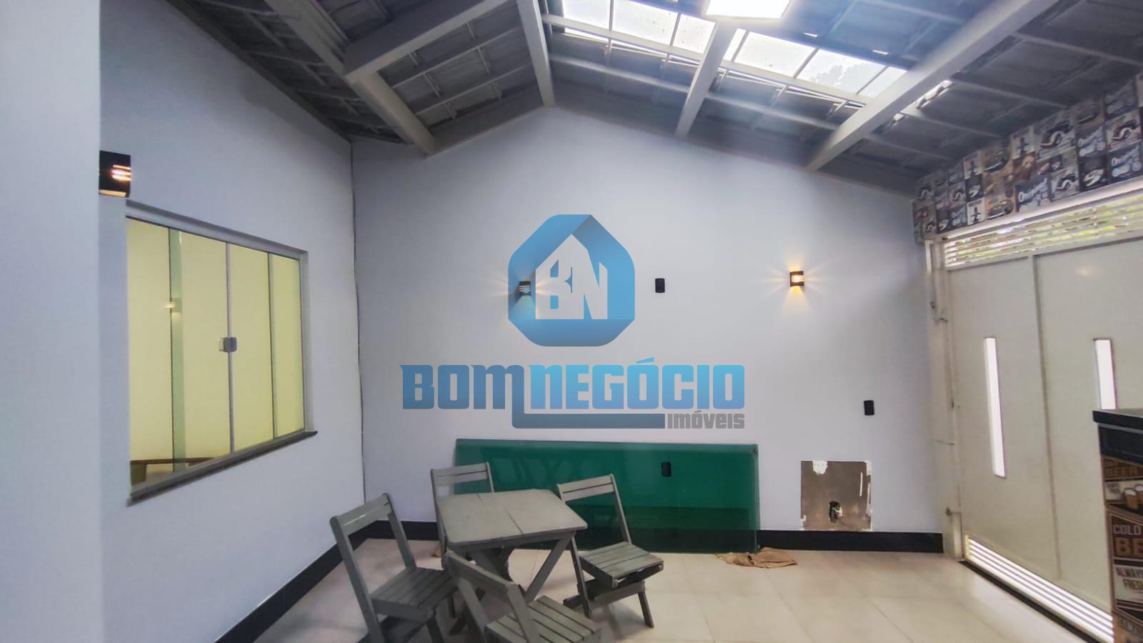 CASA BAIXA GARAGEM COBERTA COM AREA GOURMET 2 QUARTOS BAIRRO P...