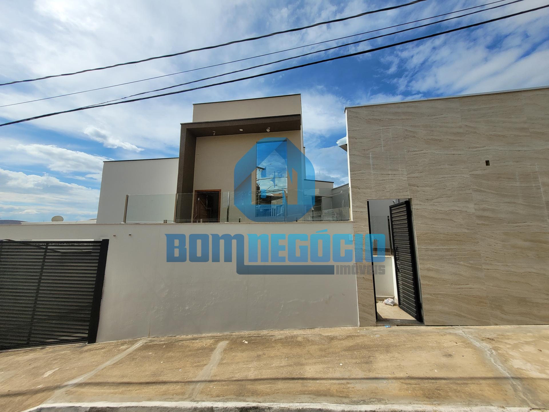 Casa com 3 quartos, 2 banheiros e área gourmet à venda, CASTAN...