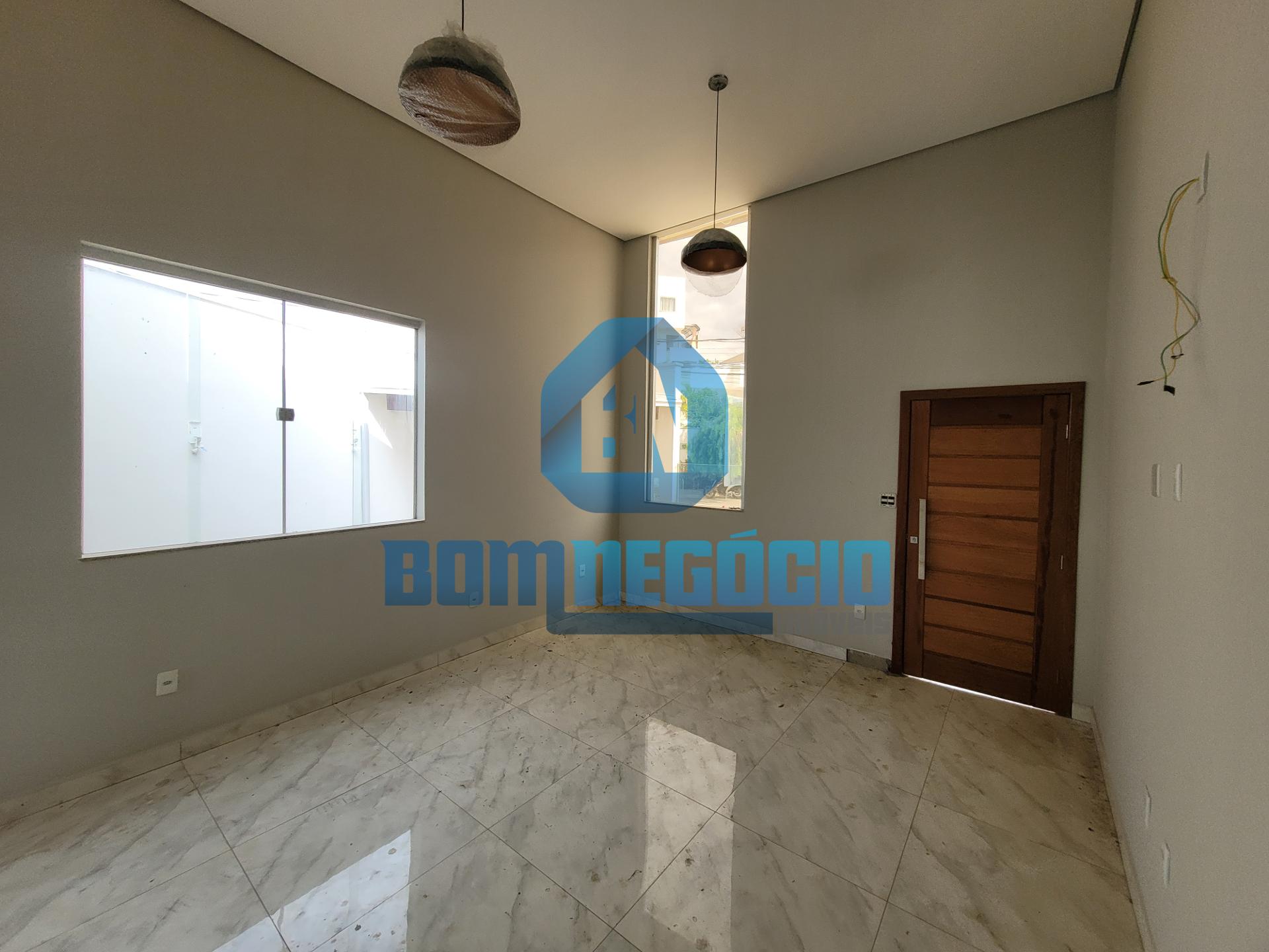 Casa com 3 quartos, 2 banheiros e área gourmet à venda, CASTAN...