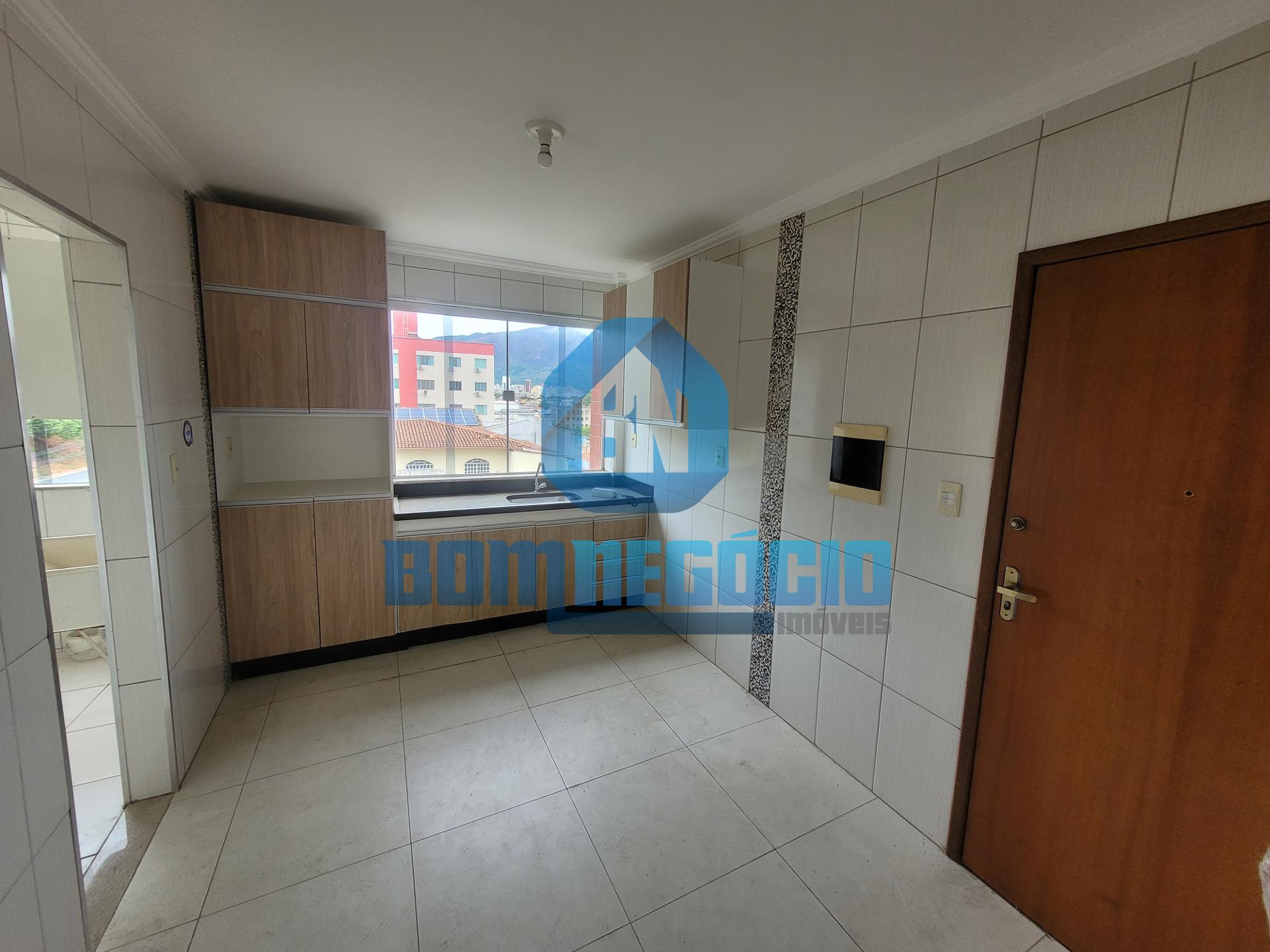 Apartamento com 3 dormitórios à venda, GRÃ-DUQUESA, GOVERNADOR...