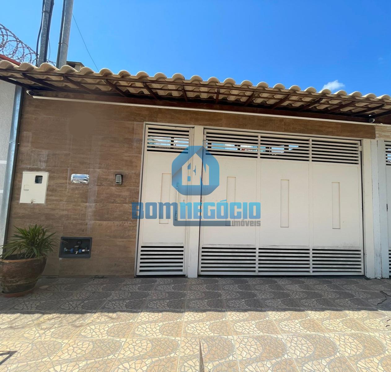 Casa plana com 3 quartos, 2 banheiros e área gourmet à venda, ...