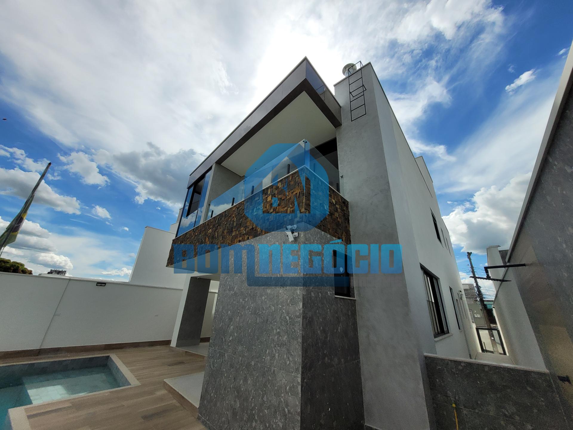 Mansão luxuosa com 4 dormitórios à venda, GRÃ-DUQUESA, GOVERNA...