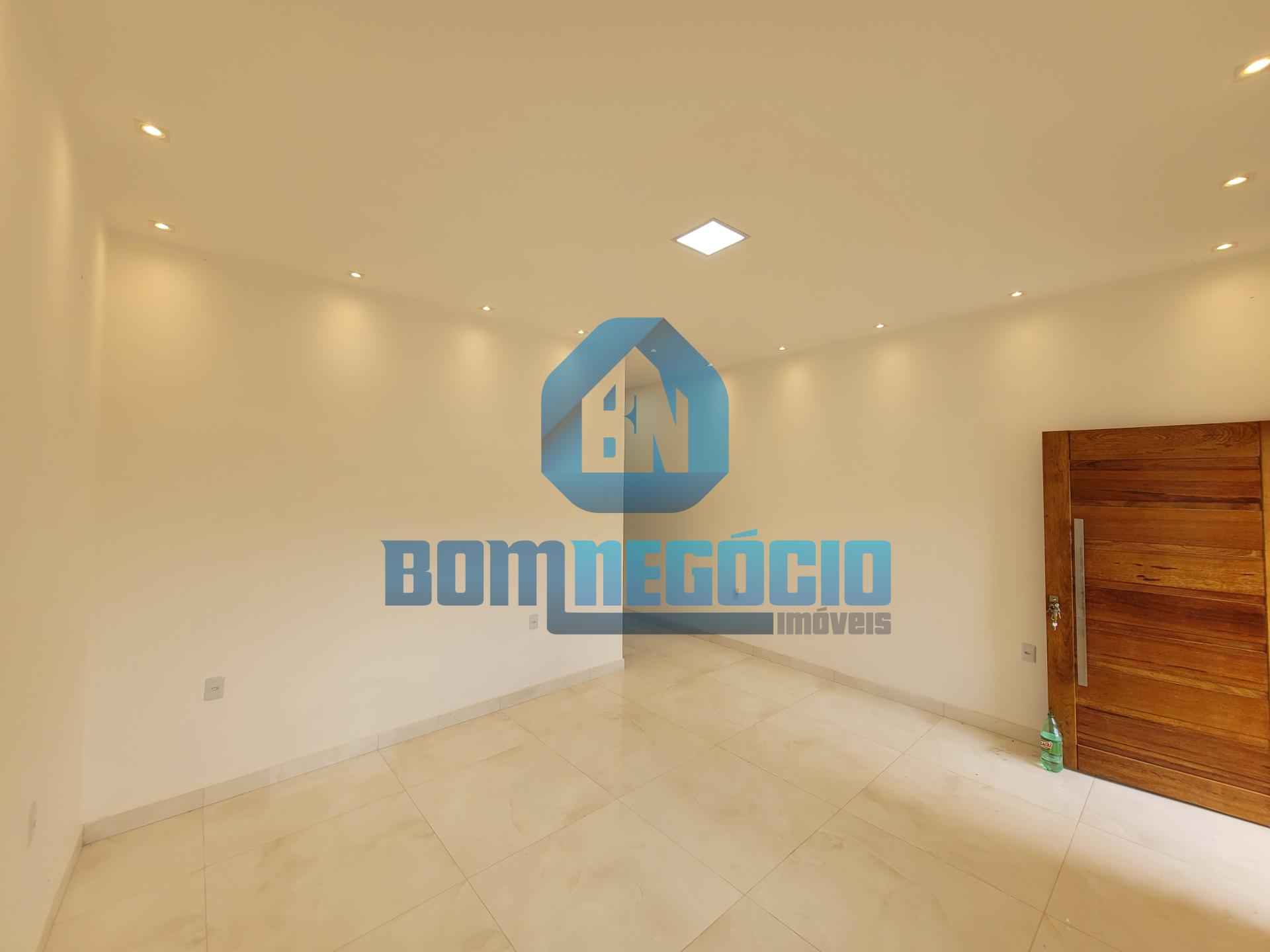 Casa com 3 dormitórios à venda, GOVERNADOR VALADARES - MG