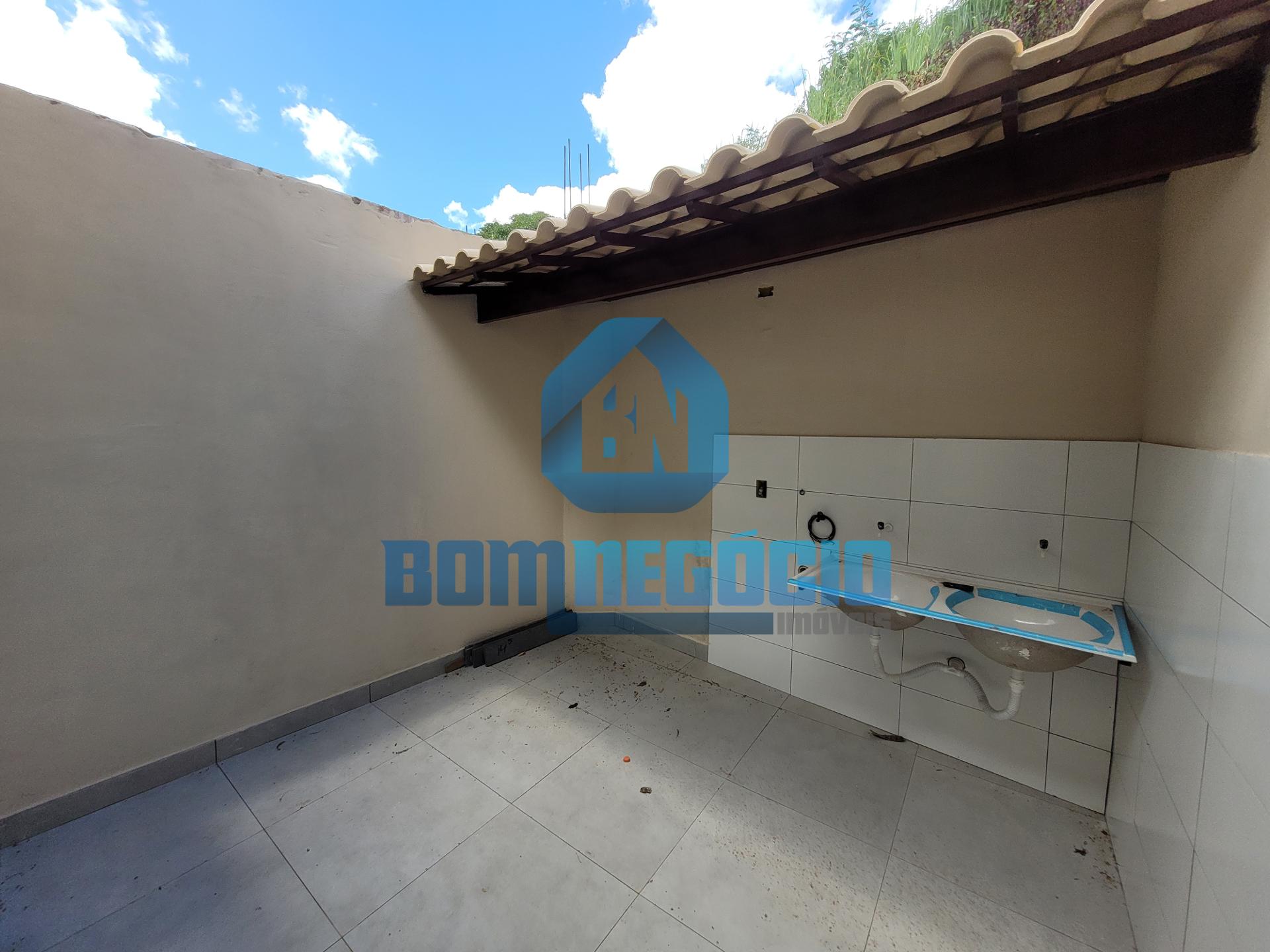 Casa nova com 2 quartos, quintal e garagem coberta à venda, JA...