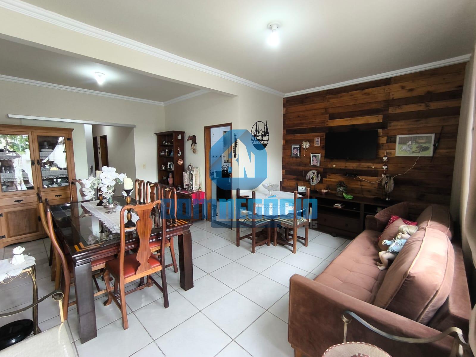 Casa com 3 dormitórios à venda, SANTOS DUMONT I, GOVERNADOR VA...
