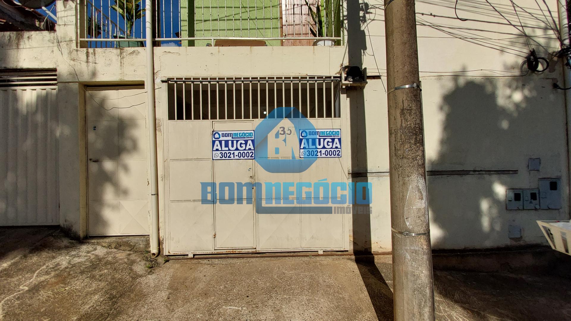 CASA TÉRREO COM 2 QUARTOS DISPONIVEL PARA LOCAÇÃO NO BAIRRO VI...