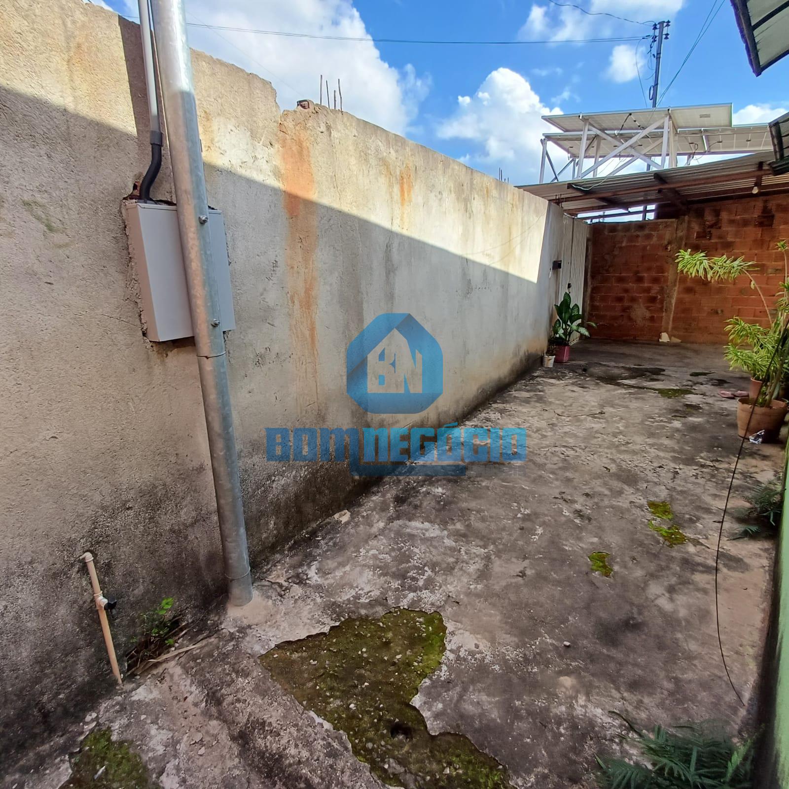 Casa com 2  dormitórios e suite à venda, JARDIM IPE, GOVERNADO...