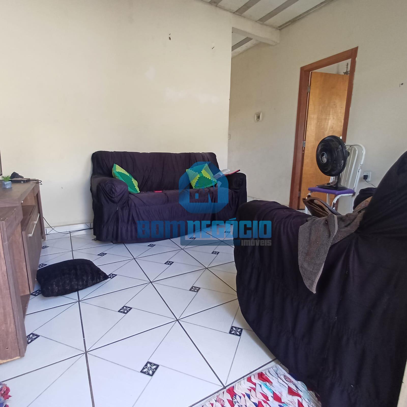 Casa com 2  dormitórios e suite à venda, JARDIM IPE, GOVERNADO...