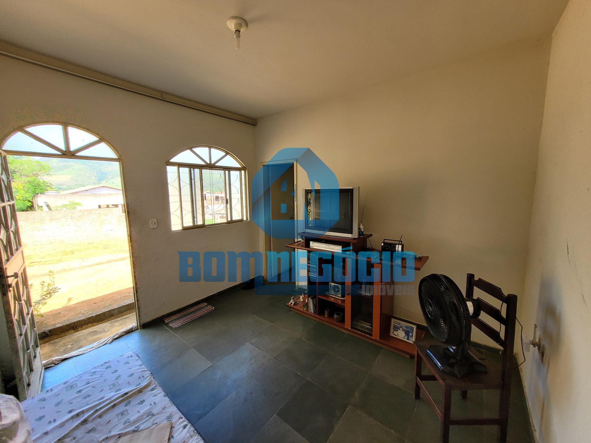 Casa com 2 dormitórios à venda, SIR, GOVERNADOR VALADARES - MG