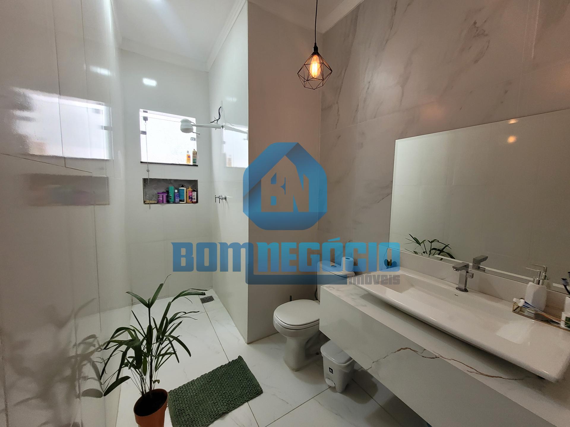 Casa com 2 dormitórios à venda, JARDIM ALVORADA, GOVERNADOR VA...