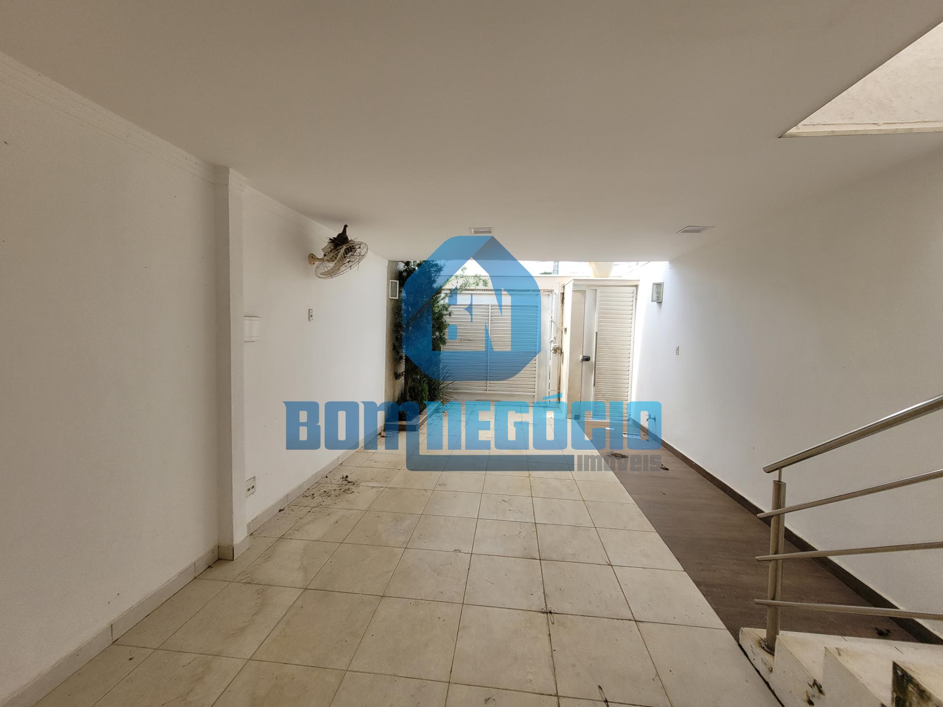 Casa com 2 dormitórios à venda, CIDADE JARDIM, GOVERNADOR VALA...
