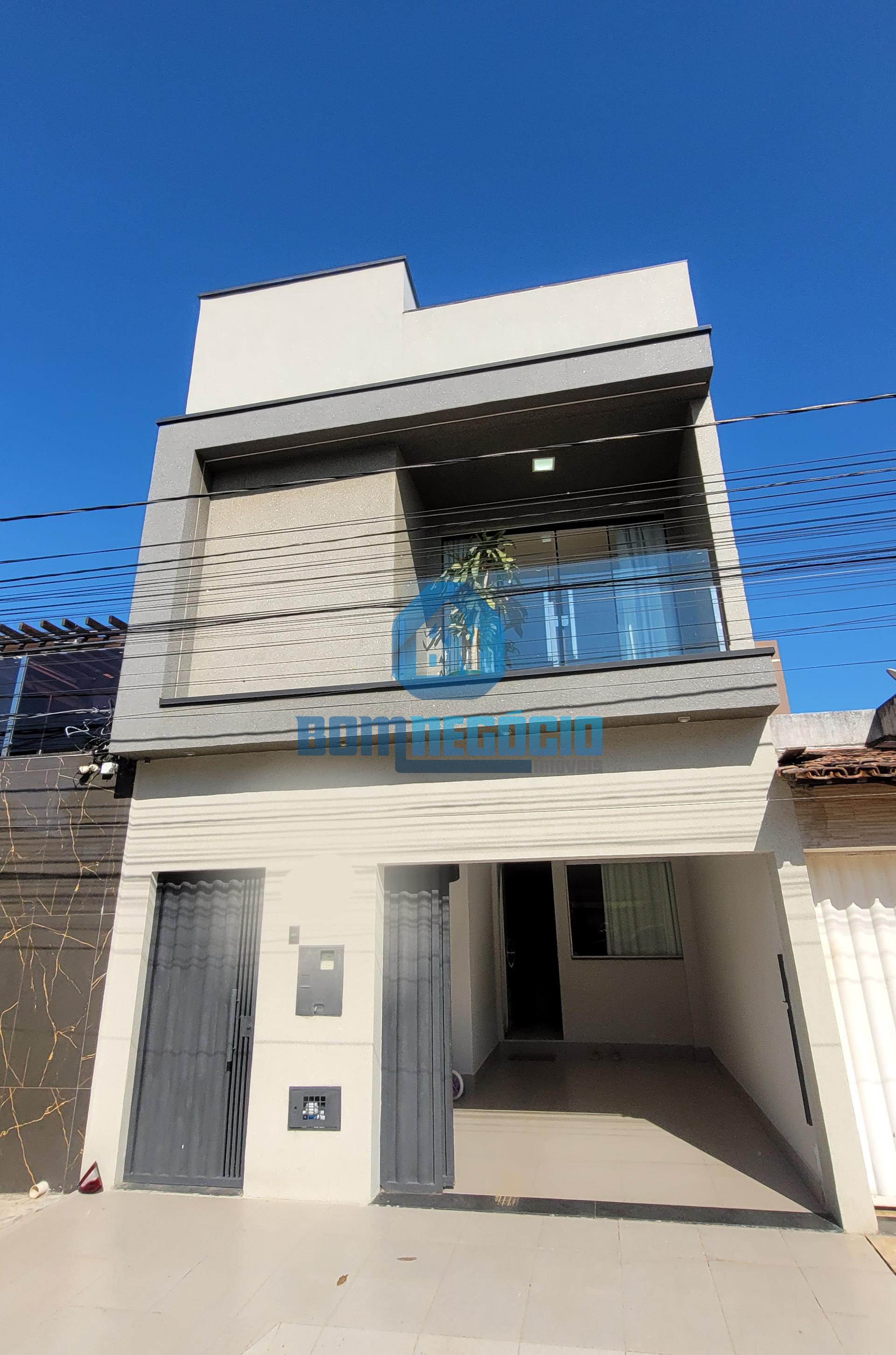 Casa com 3 dormitórios à venda, CASTANHEIRAS, GOVERNADOR VALAD...