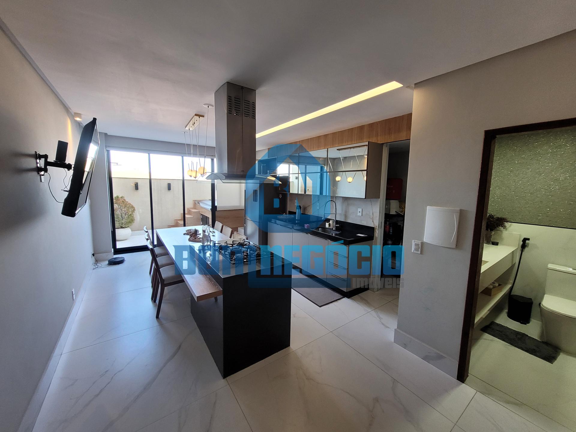 Casa com 3 dormitórios à venda, CASTANHEIRAS, GOVERNADOR VALAD...