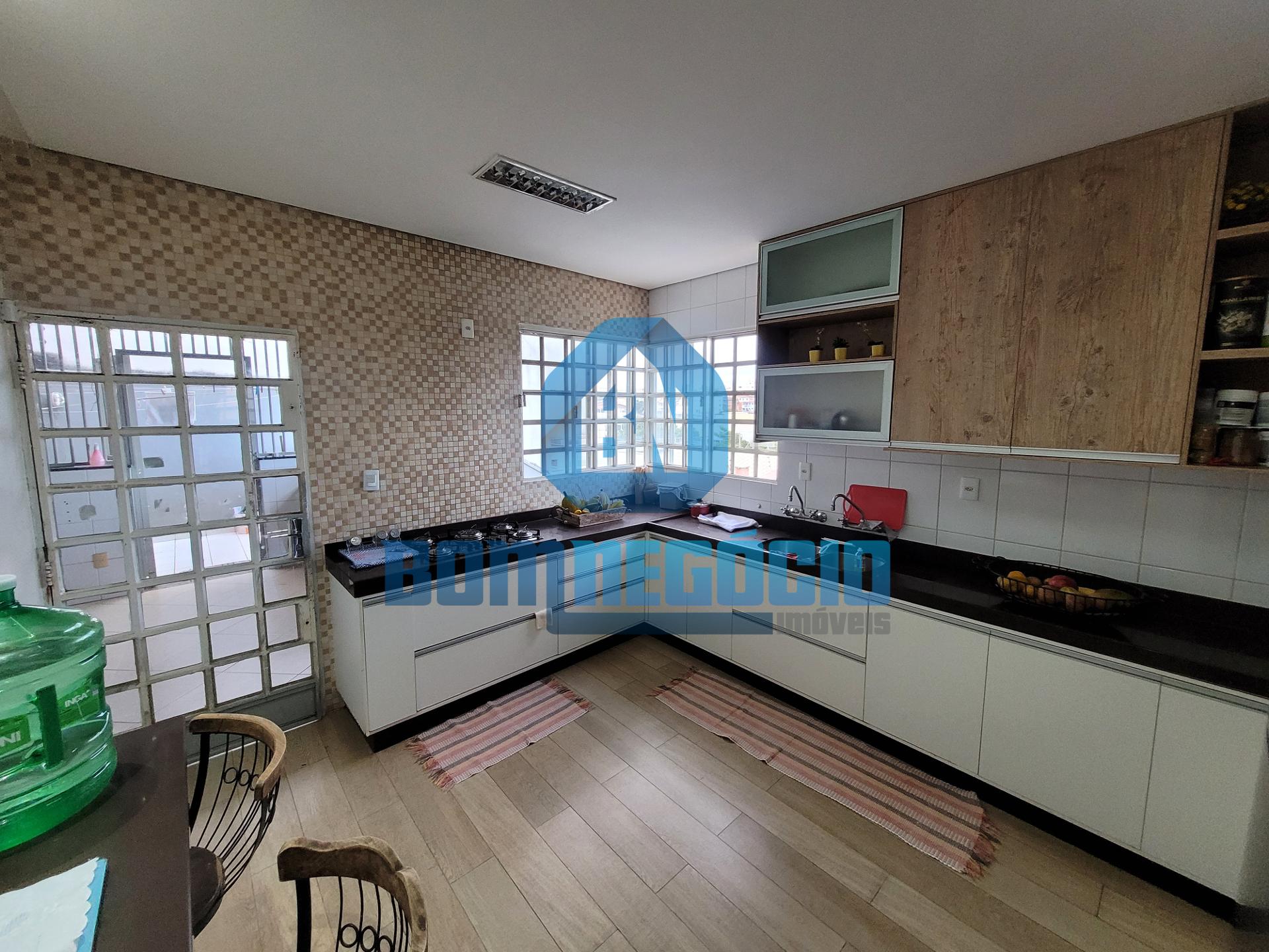 Casa com 4 dormitórios à venda, Santo Agostinho, GOVERNADOR VA...