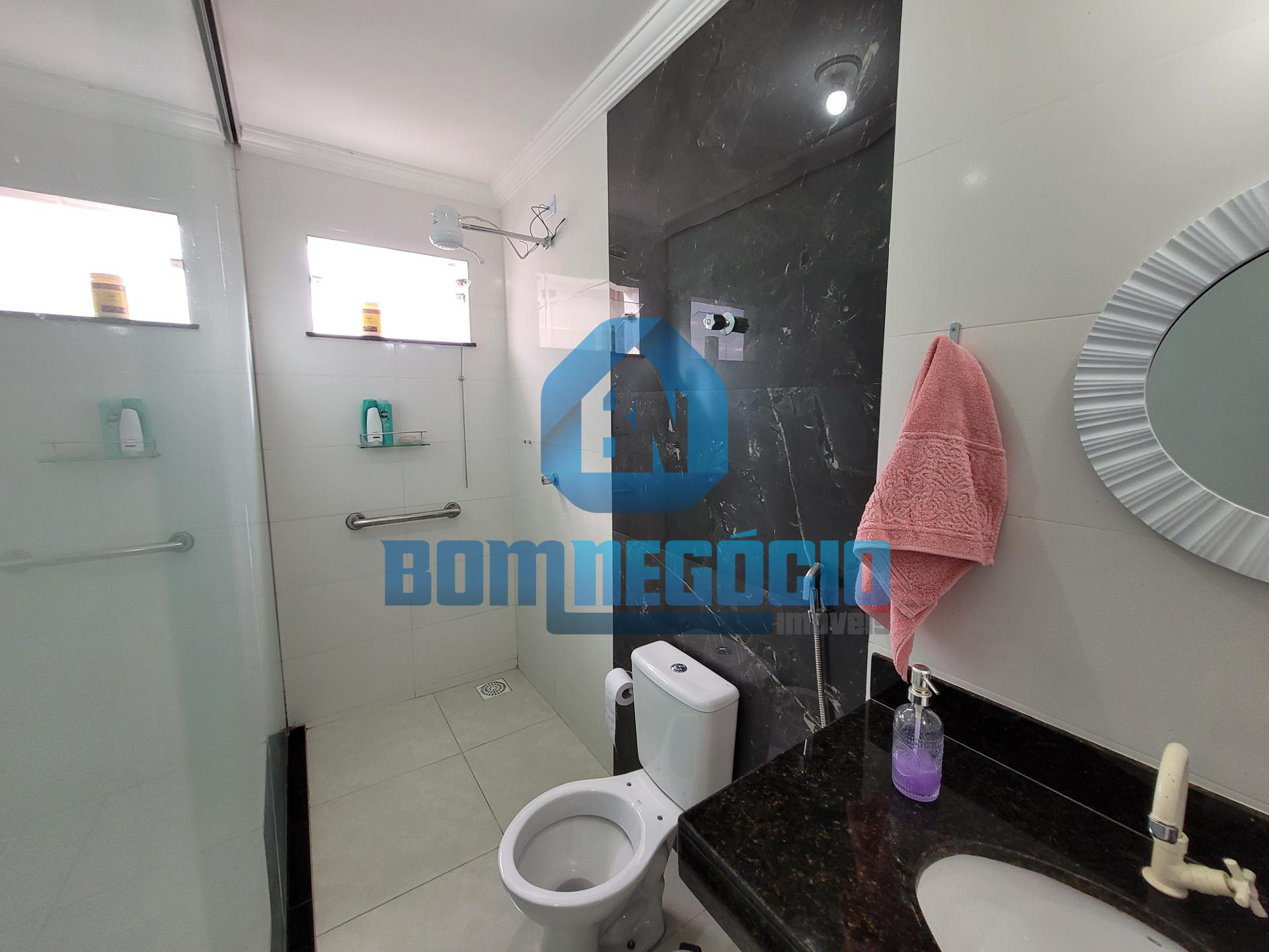 Casa com 2 dormitórios à venda, SANTA HELENA, GOVERNADOR VALAD...