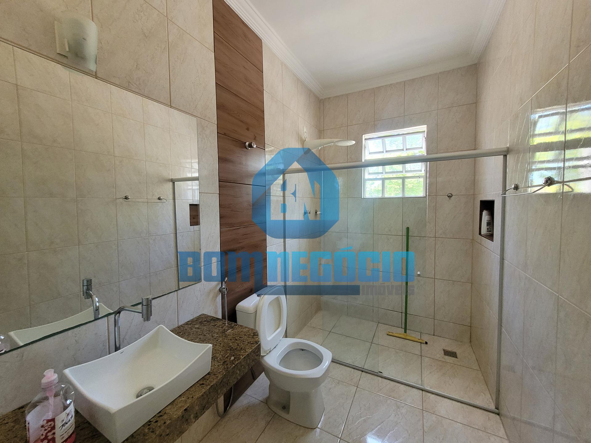 Casa com 4 dormitórios à venda, SANTA RITA, GOVERNADOR VALADAR...