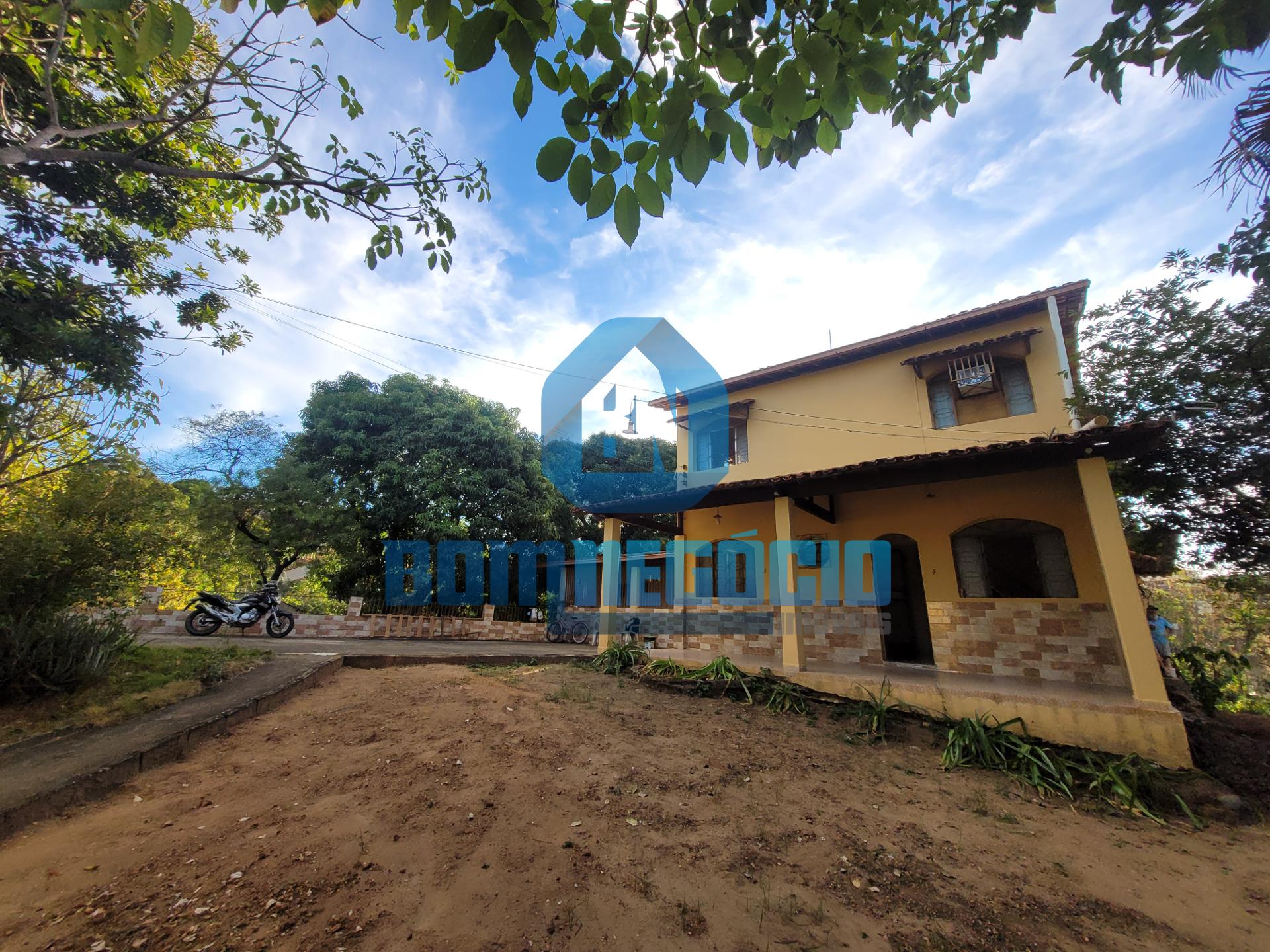 Casa em lote de 744m , com 3 quartos e 2 banheiros à venda, JA...