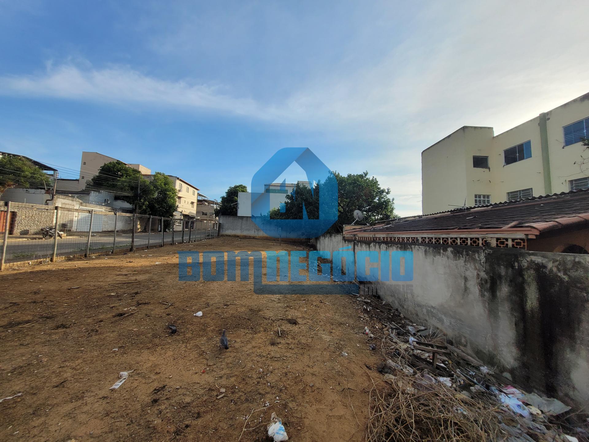 Lote com 372 m  à venda, JARDIM PEROLA, GOVERNADOR VALADARES - MG