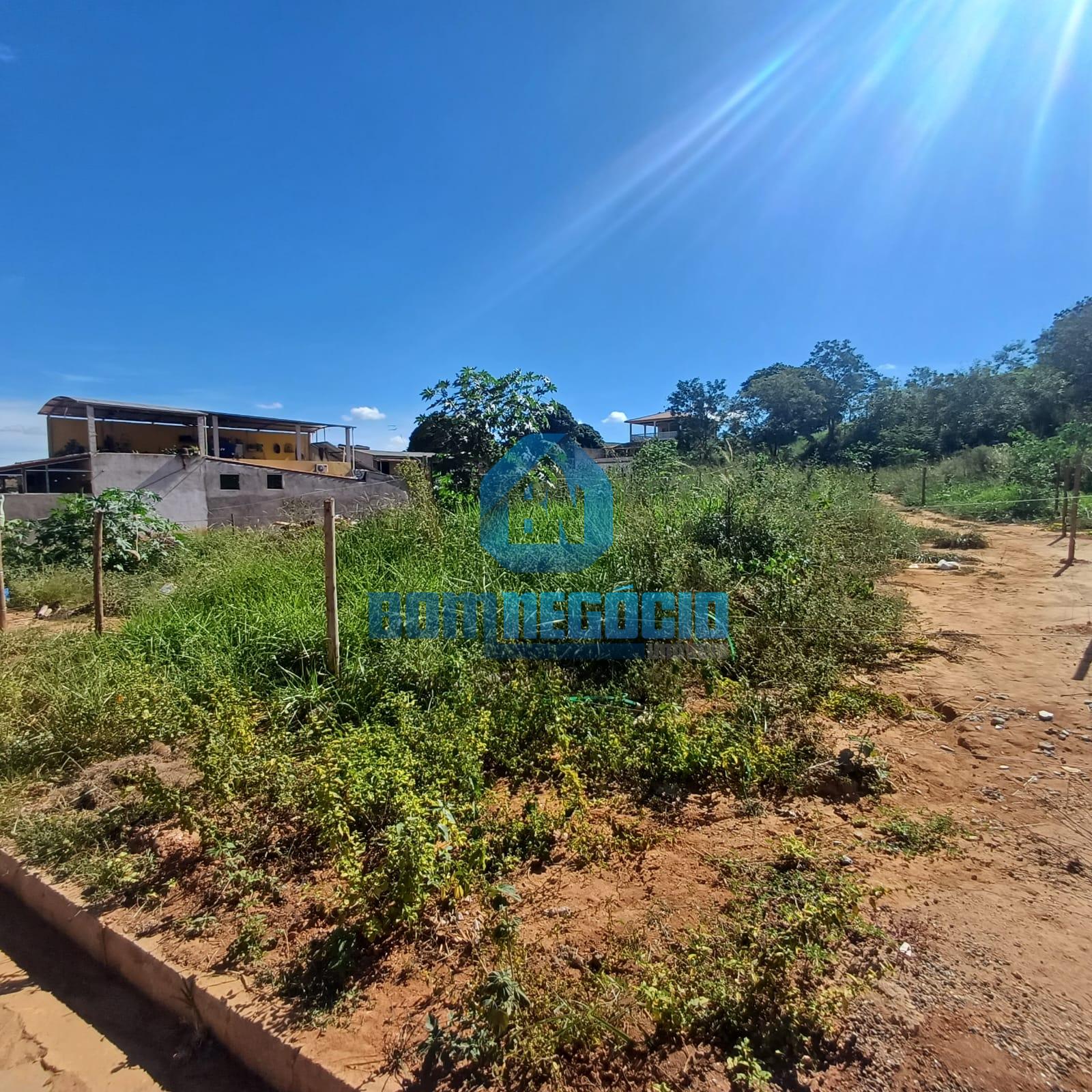 Lote à Venda no Centro de Era Nova  Localização Privilegiada