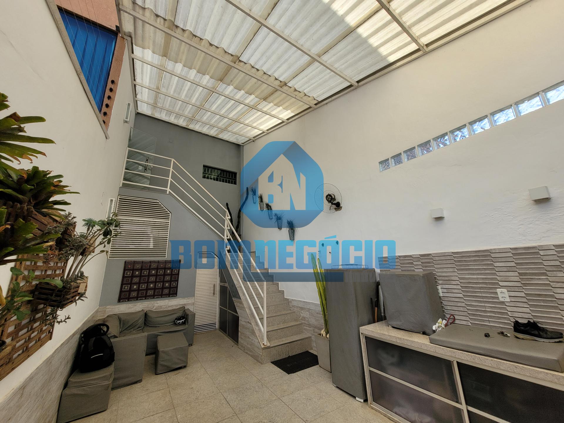 Casa com 2 dormitórios à venda, SÃO PEDRO, GOVERNADOR VALADARE...