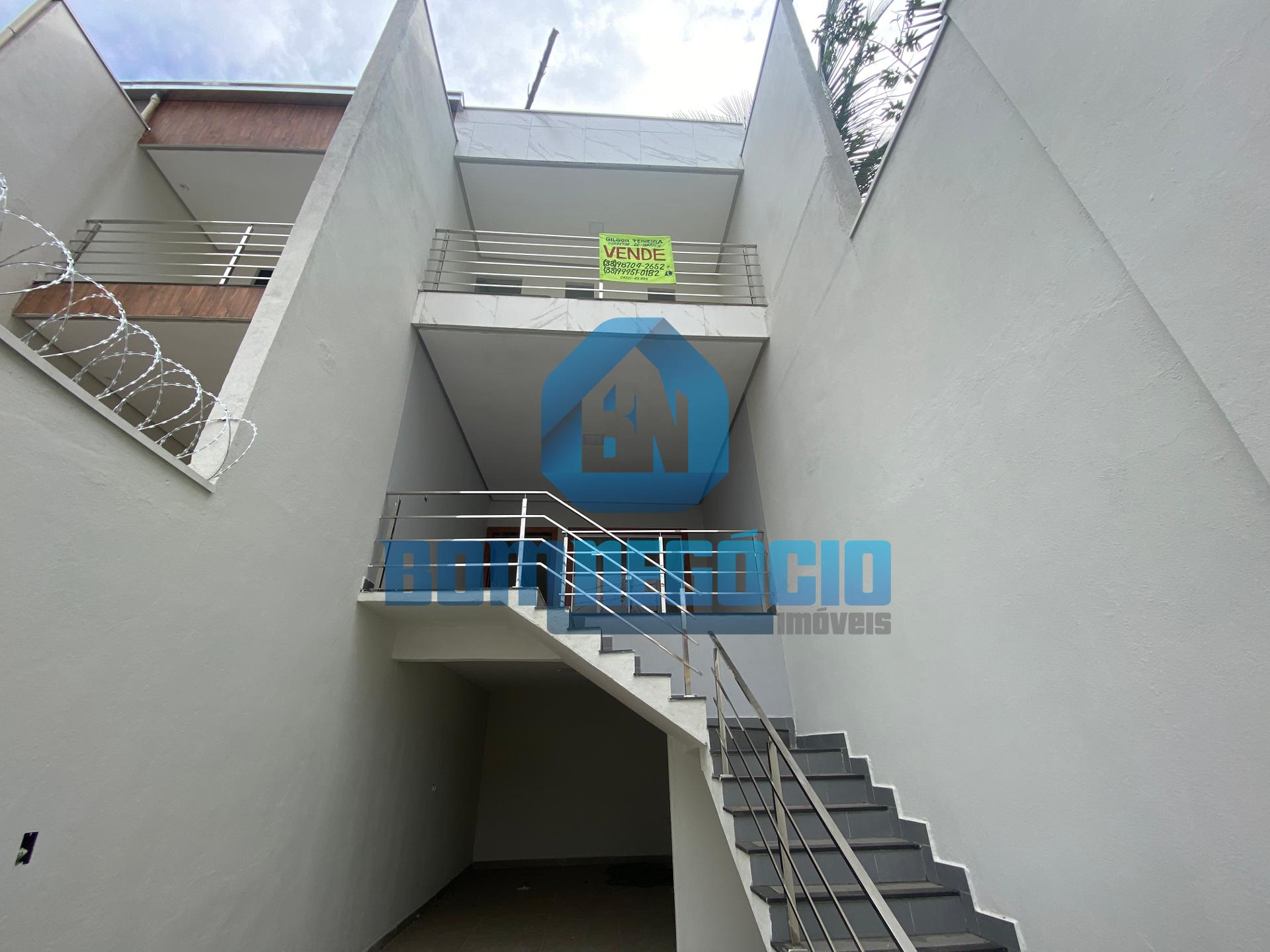 CASA TRIPLEX A VENDA NO BAIRRO VILA PARQUE IBITURUNA - GOV. VA...