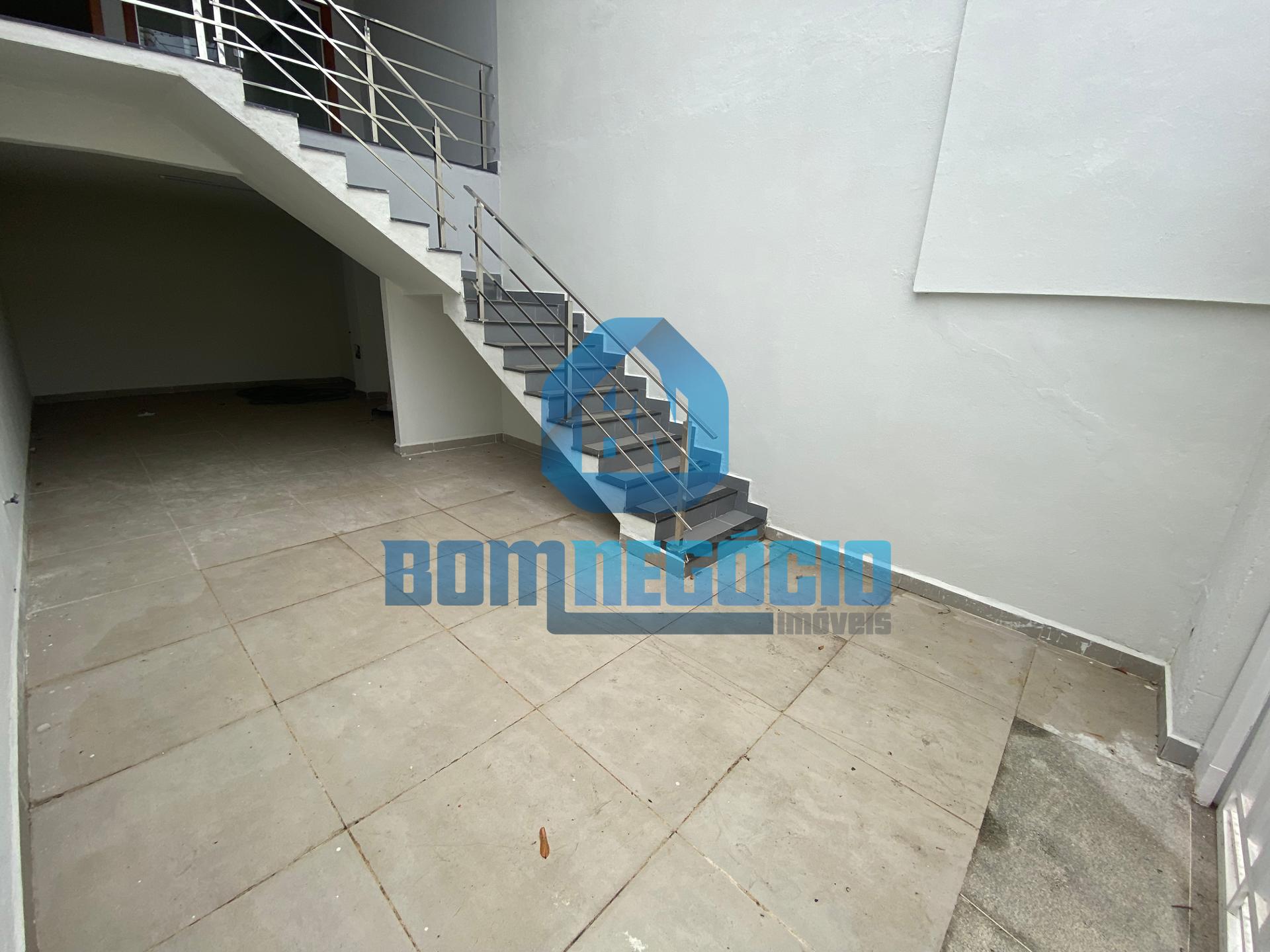 CASA TRIPLEX A VENDA NO BAIRRO VILA PARQUE IBITURUNA - GOV. VA...