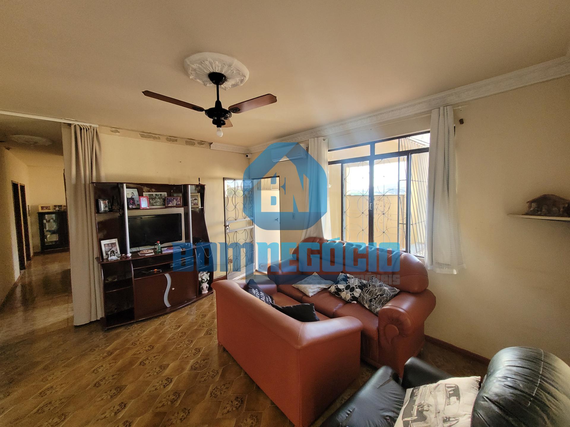 Casa com 3 dormitórios à venda, GRÃ-DUQUESA, GOVERNADOR VALADA...