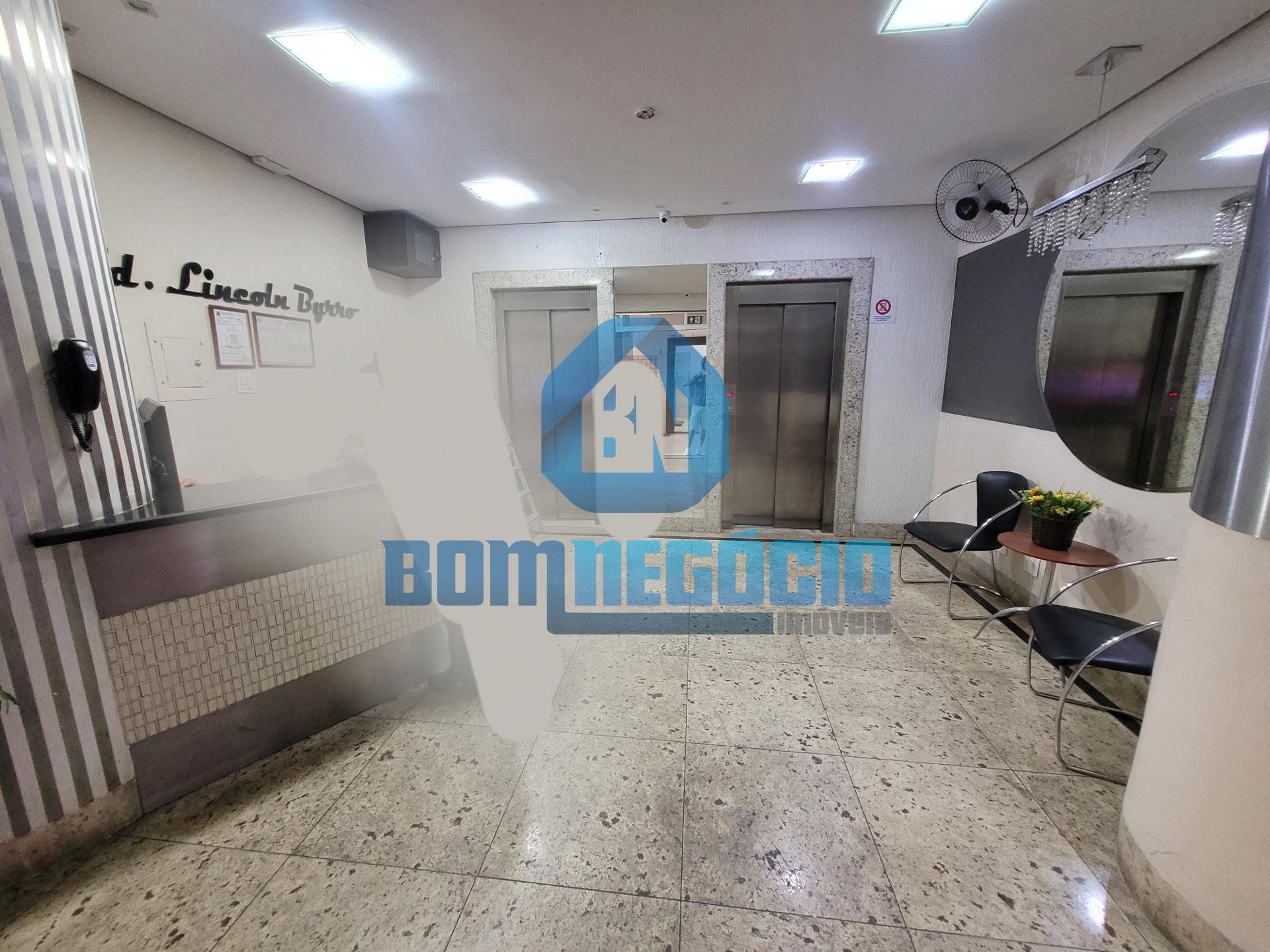 Apartamento com 3 dormitórios à venda, CENTRO, GOVERNADOR VALA...