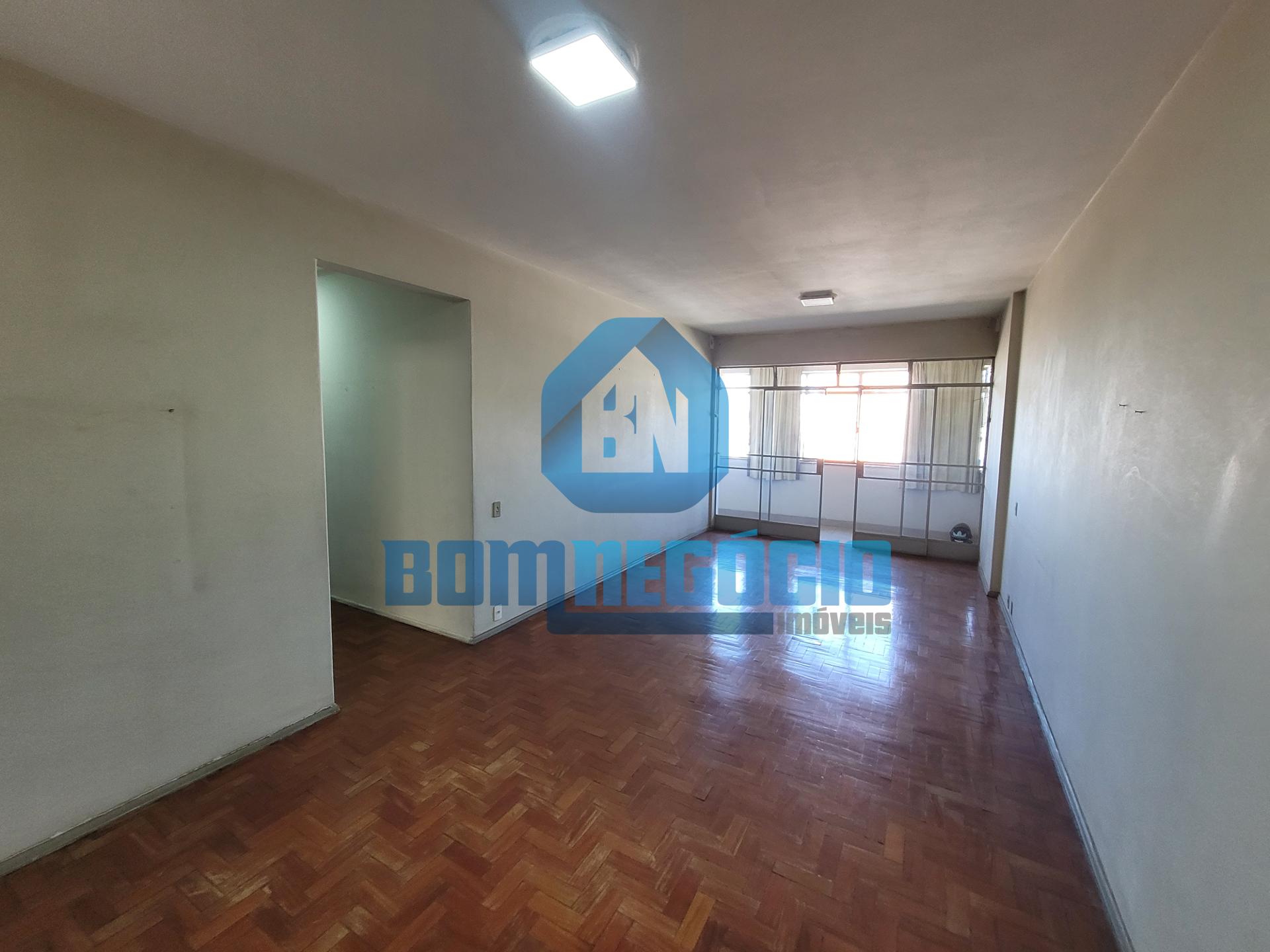 Apartamento com 3 dormitórios à venda, CENTRO, GOVERNADOR VALA...