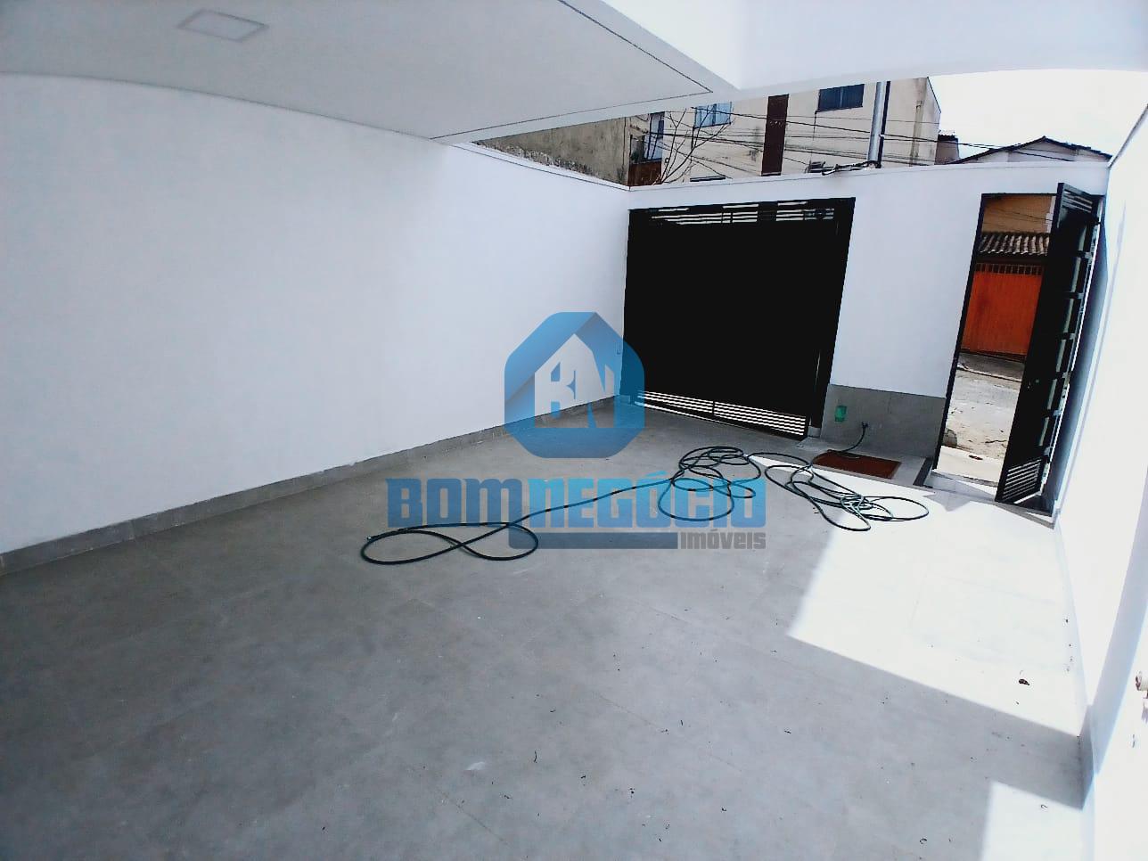 Casa baixa , Bairro Tiradentes , Garagem coberta , otimo acaba...