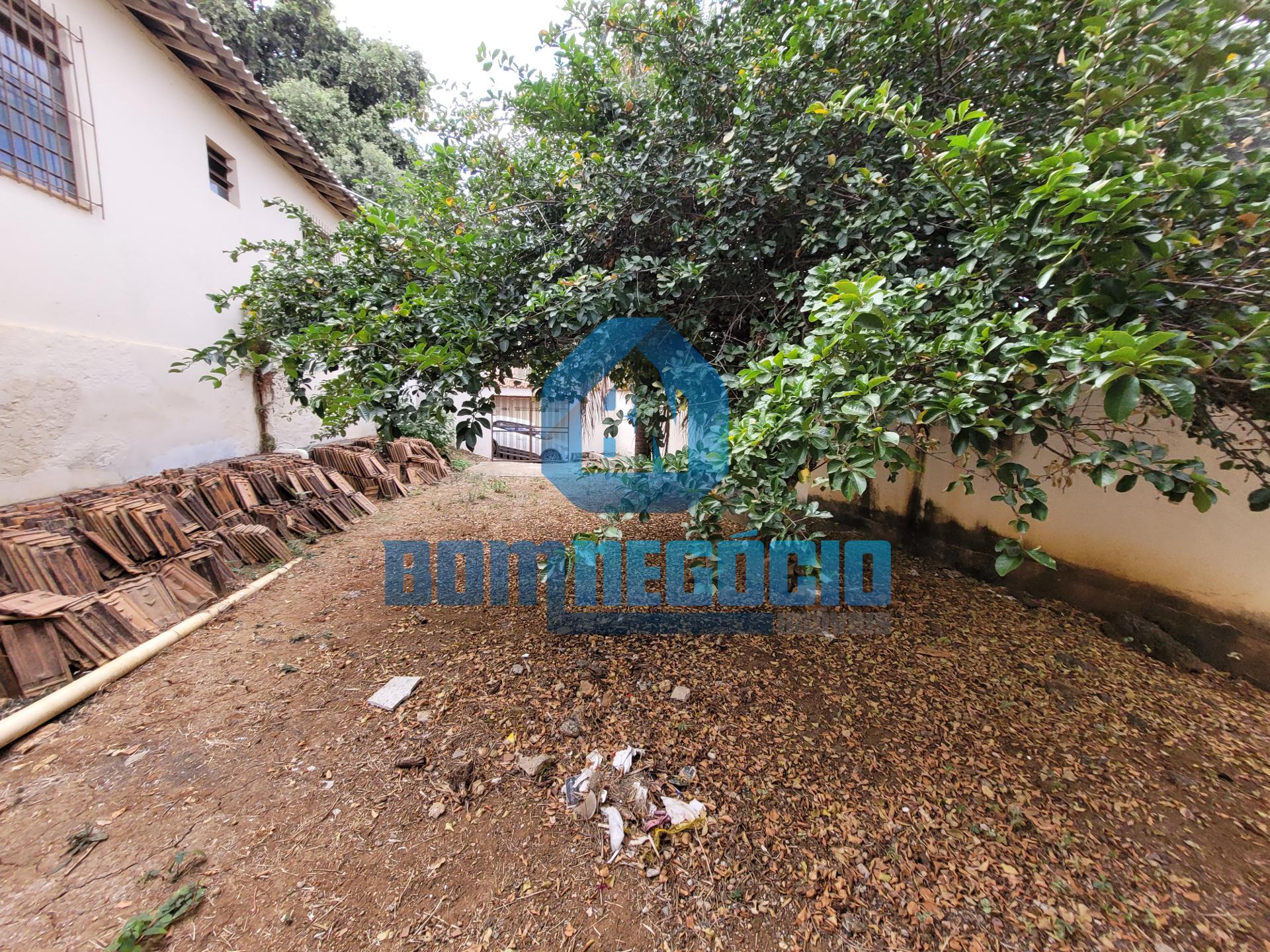 Casa com 3 dormitórios à venda, GRÃ-DUQUESA, GOVERNADOR VALADA...