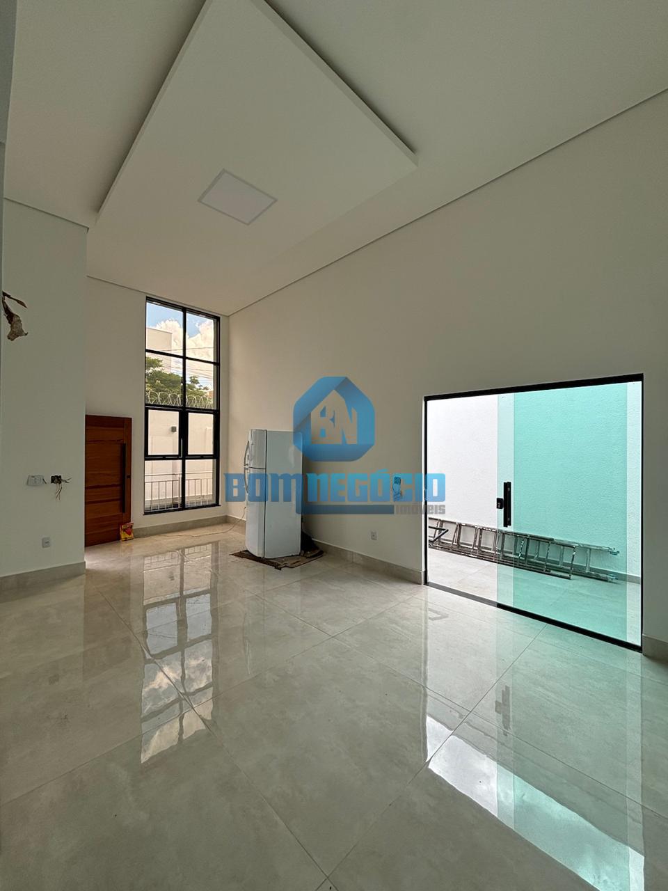 Alto Padrão , Piscina , Área Goumert , Quatro Quartos .