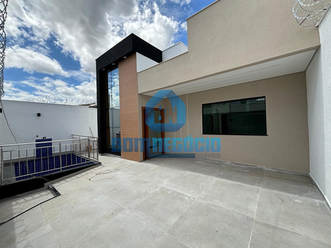 Alto Padrão , Piscina , Área Goumert , Quatro Quartos .