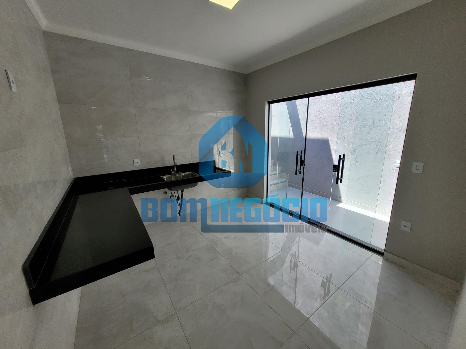 Casa com 3 dormitórios à venda, JARDIM ALVORADA, GOVERNADOR VA...