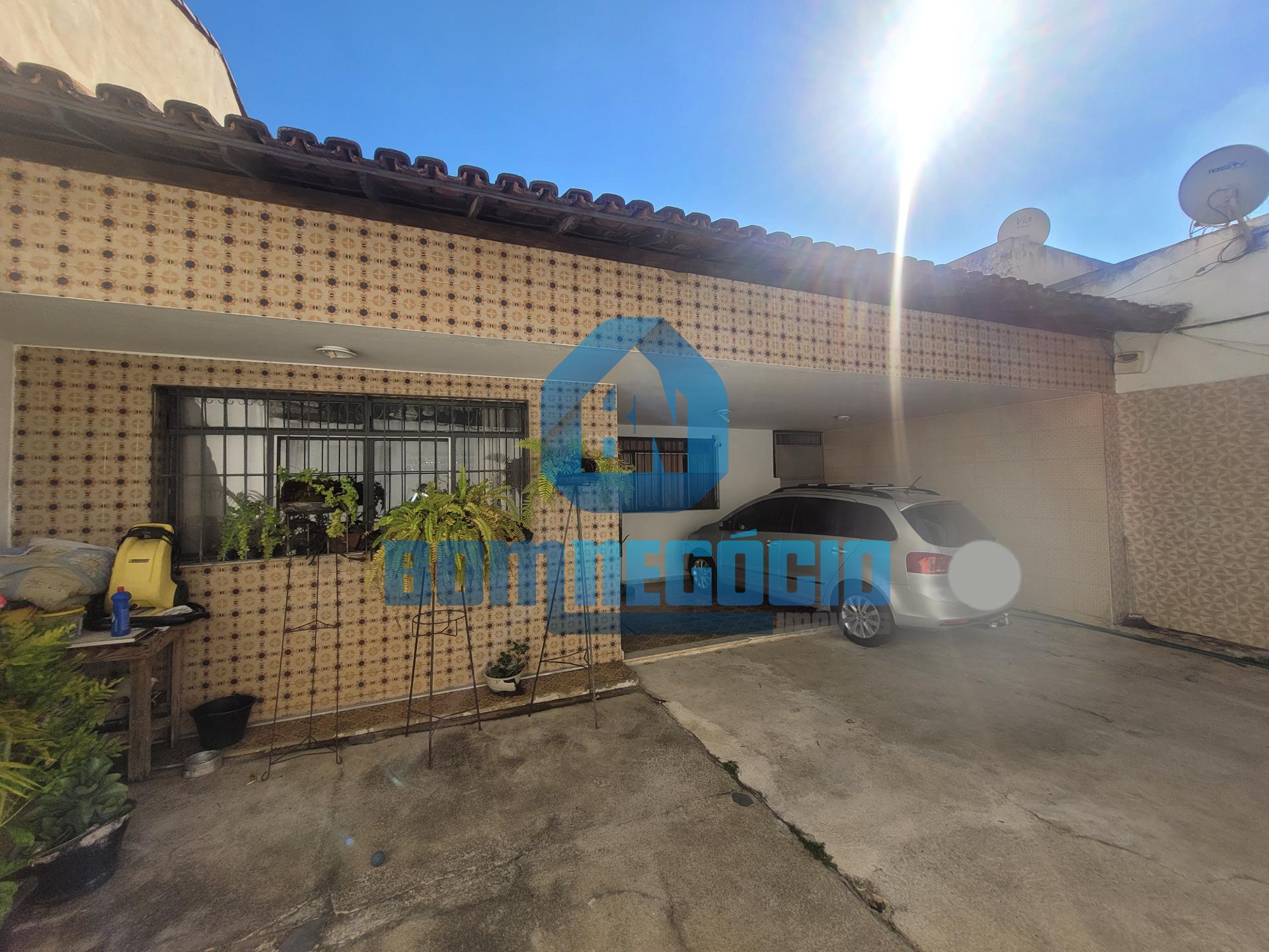 Casa com 2 dormitórios à venda, CENTRO, GOVERNADOR VALADARES - MG