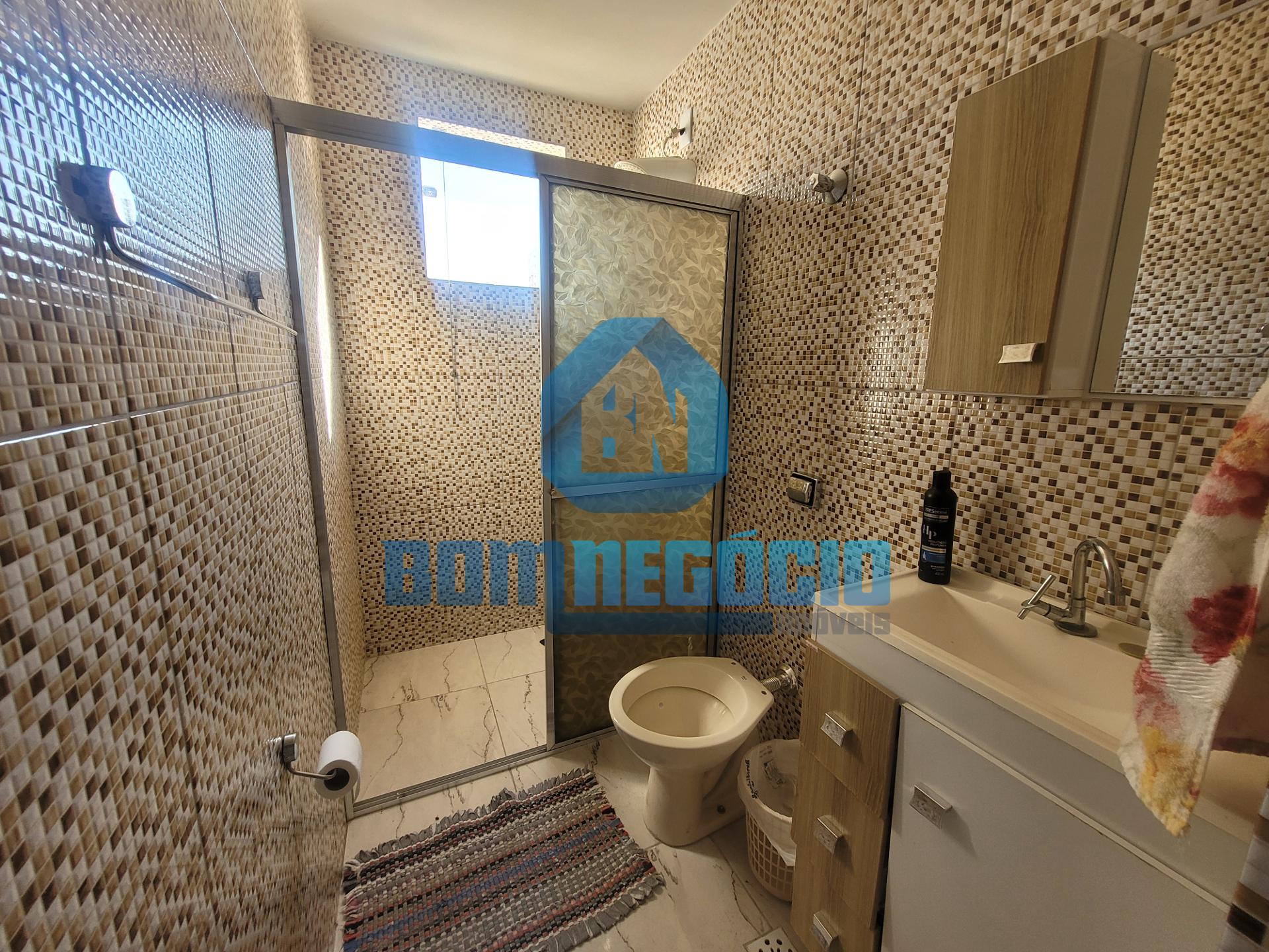 Casa com 2 dormitórios à venda, CENTRO, GOVERNADOR VALADARES - MG