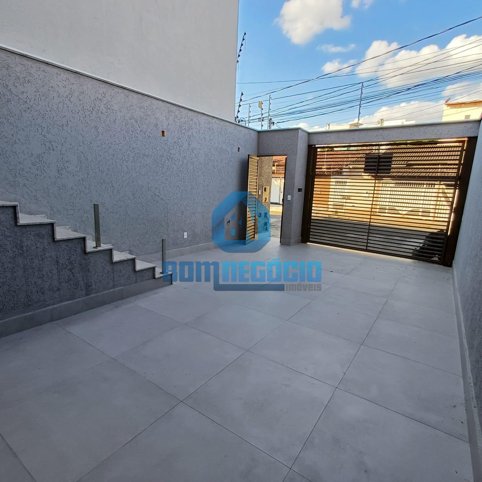 Casa com 3 dormitórios à venda, CIDADE NOVA, GOVERNADOR VALADA...