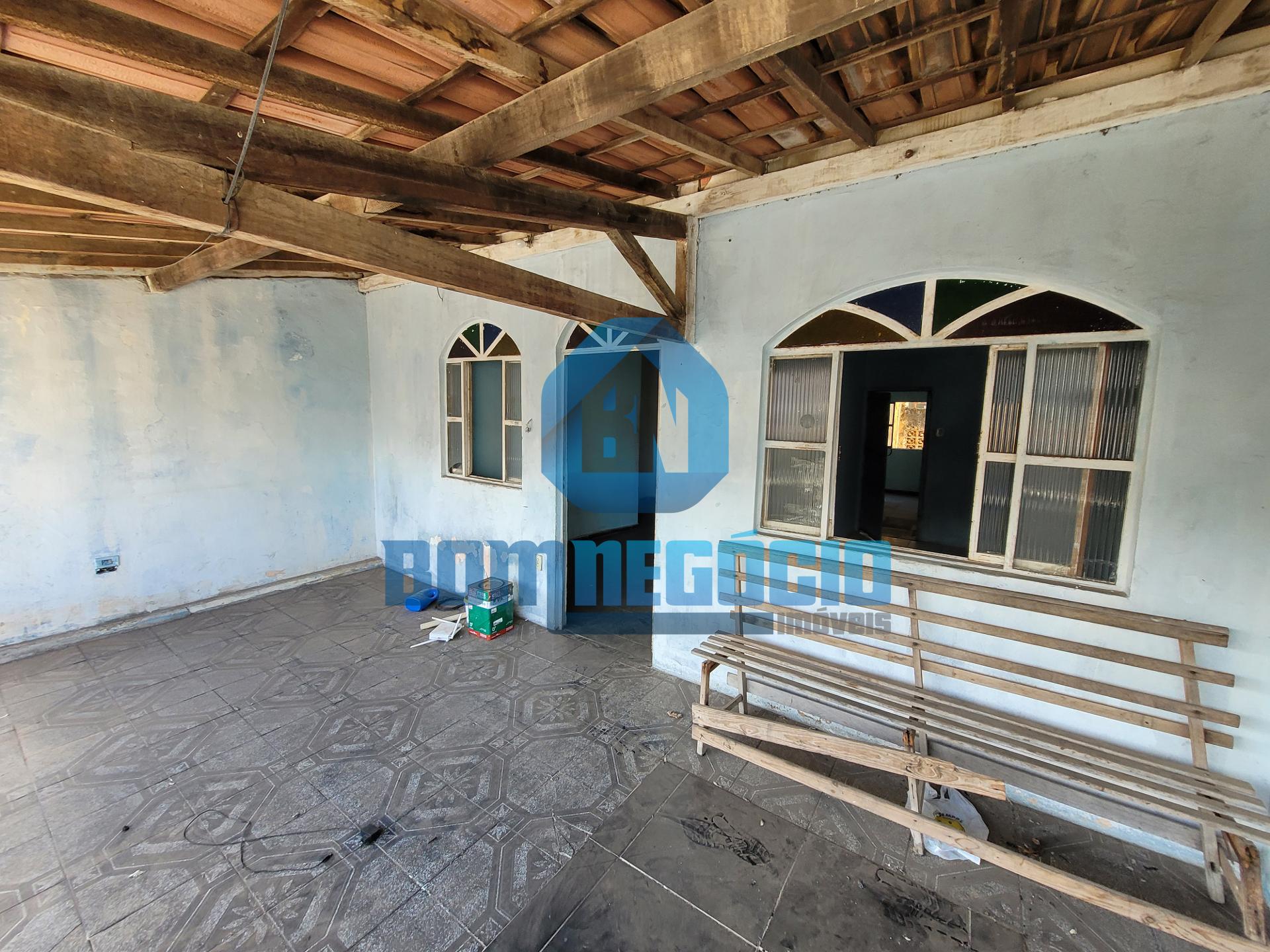 Casa com 6 dormitórios à venda, JARDIM PEROLA, GOVERNADOR VALA...