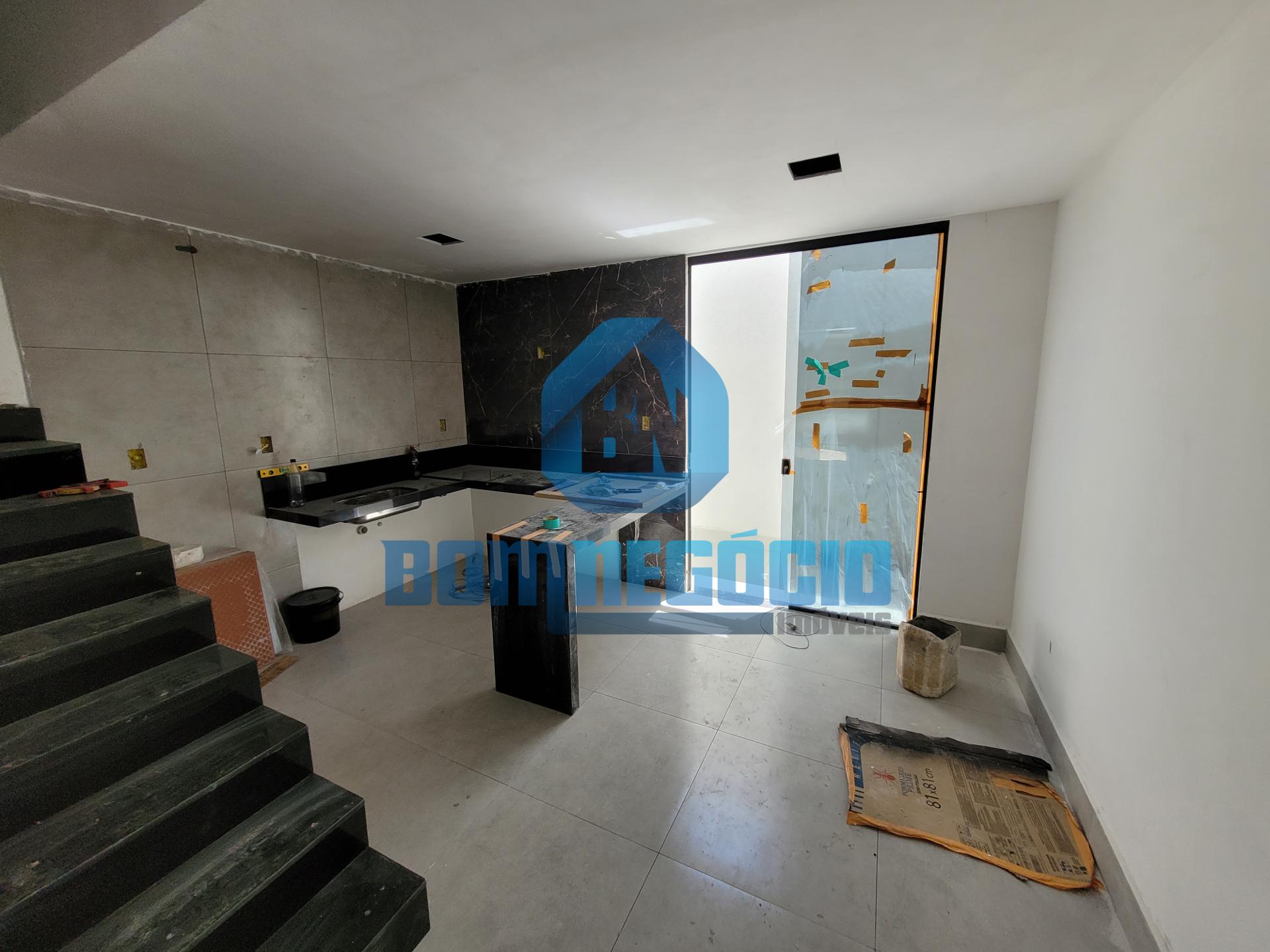 Casa com 2 dormitórios à venda, SIR, GOVERNADOR VALADARES - MG