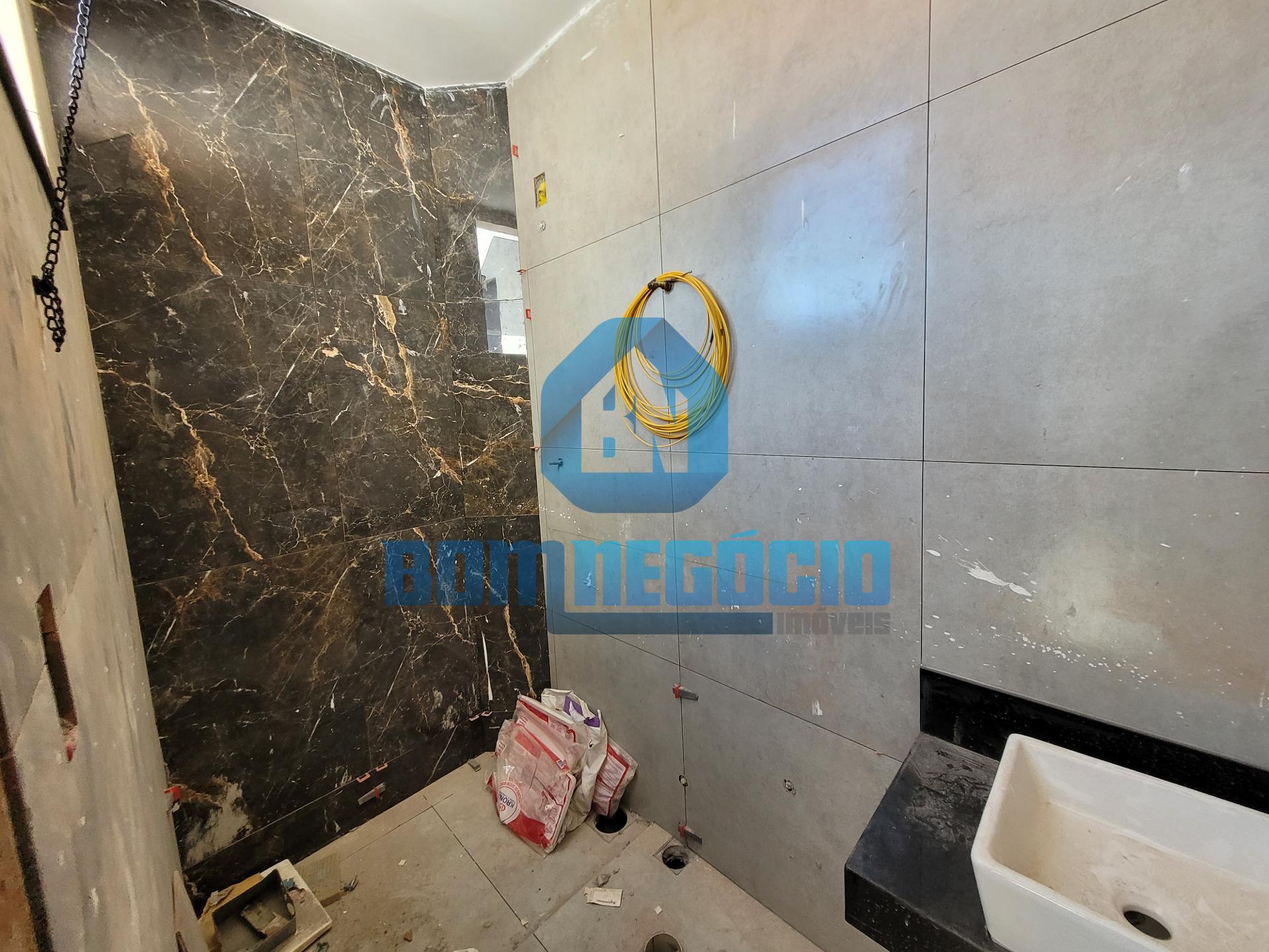 Casa com 3 dormitórios à venda, SIR, GOVERNADOR VALADARES - MG