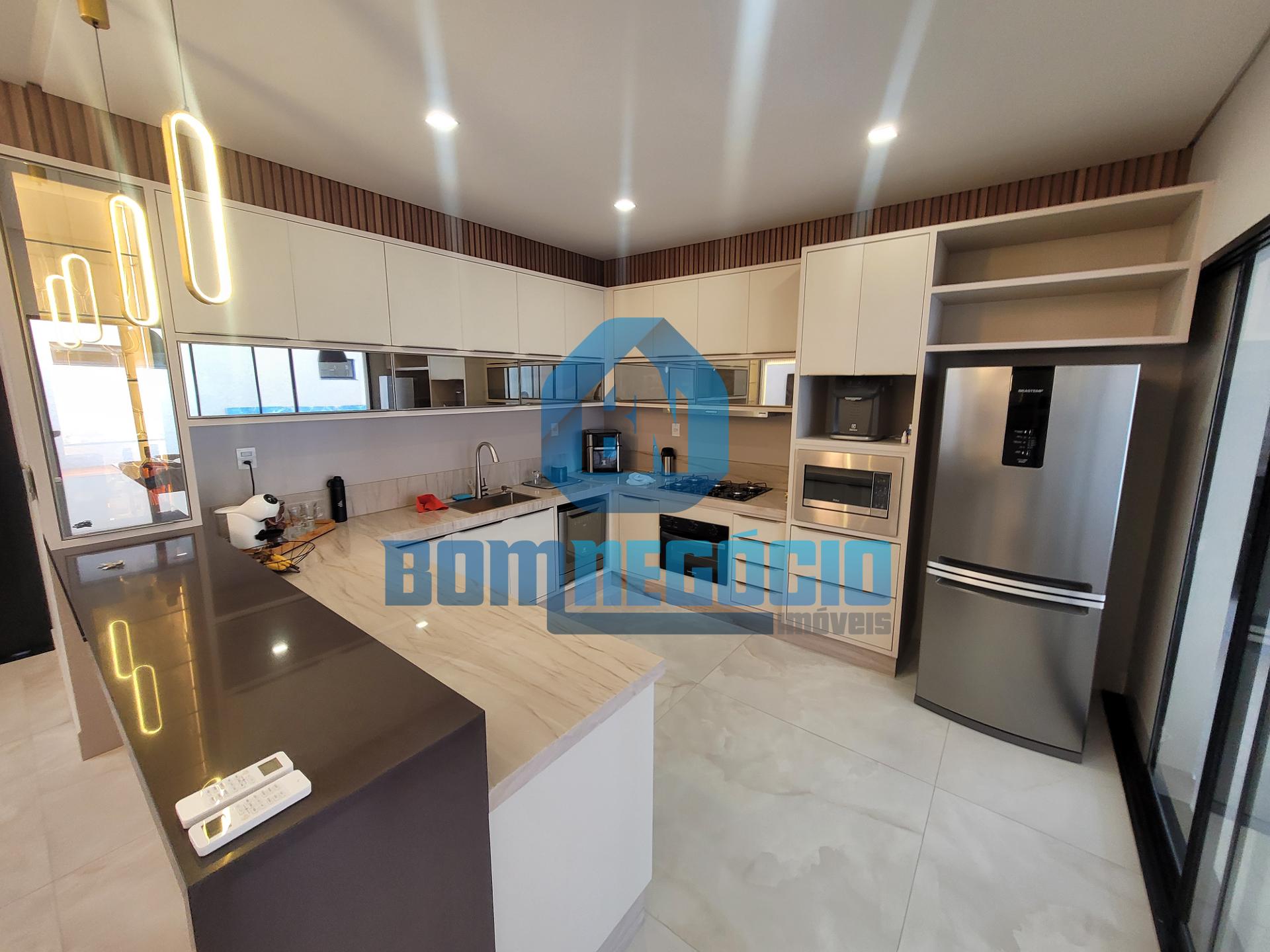 Casa com 3 dormitórios à venda, CIDADE NOVA, GOVERNADOR VALADA...