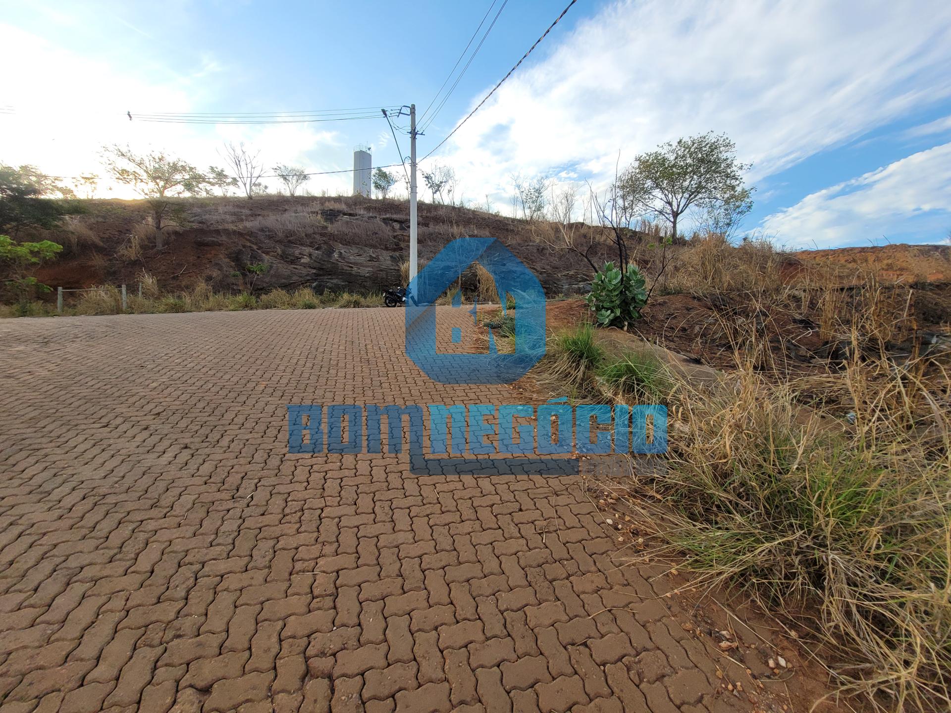 Lote com 425 m  à venda, Castelo, GOVERNADOR VALADARES - MG