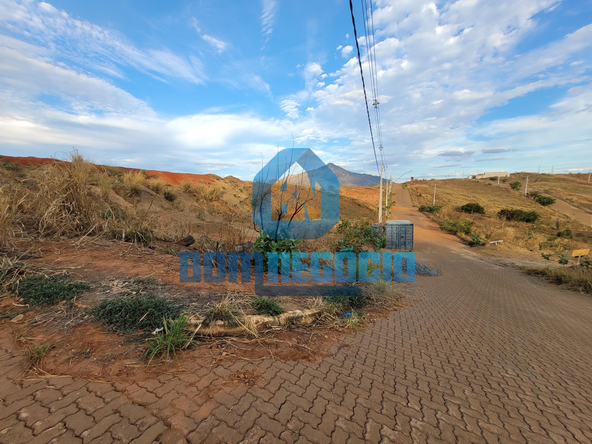 Lote com 425 m  à venda, Castelo, GOVERNADOR VALADARES - MG