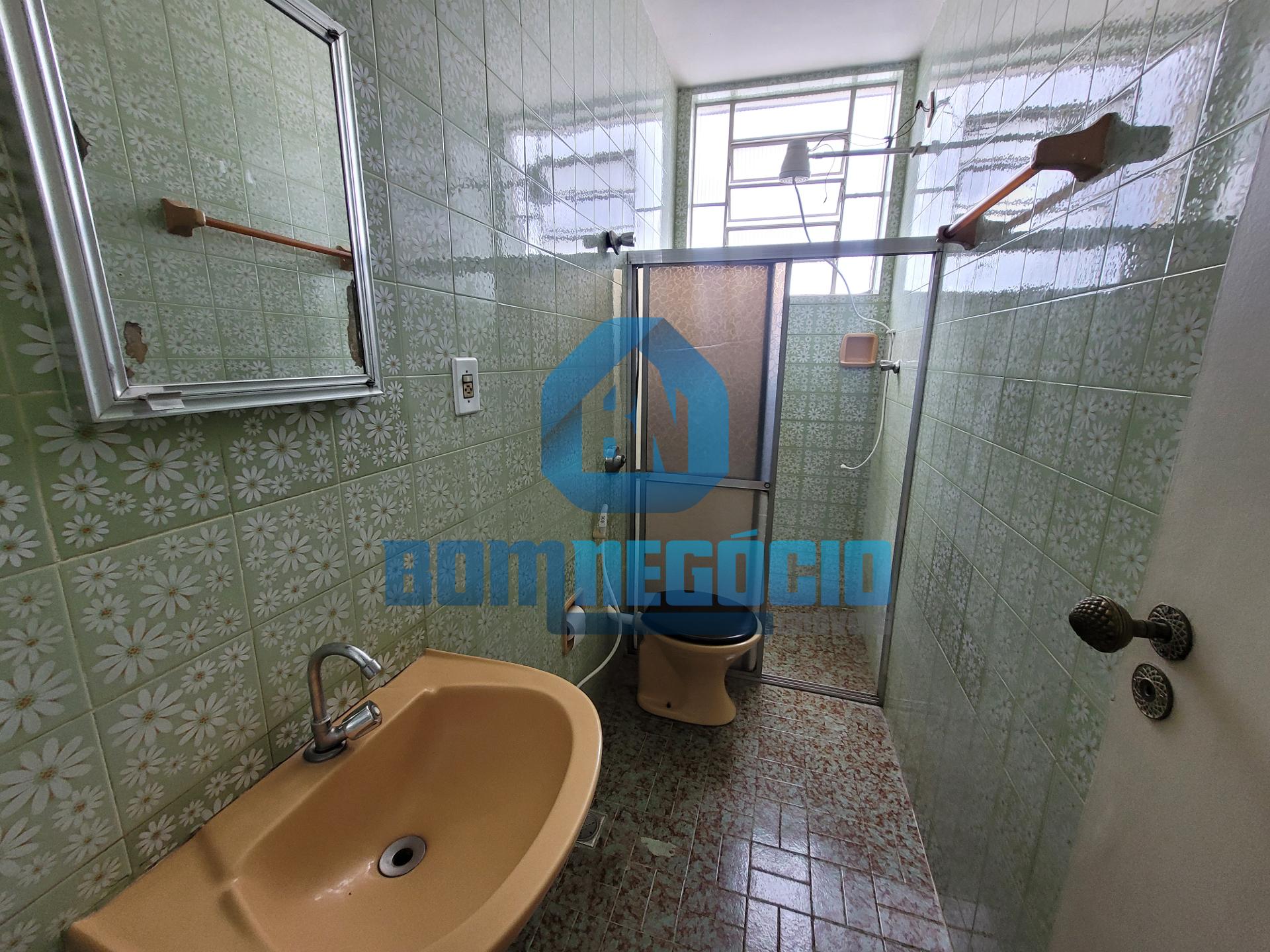 Apartamento com 3 dormitórios à venda, CENTRO, GOVERNADOR VALA...