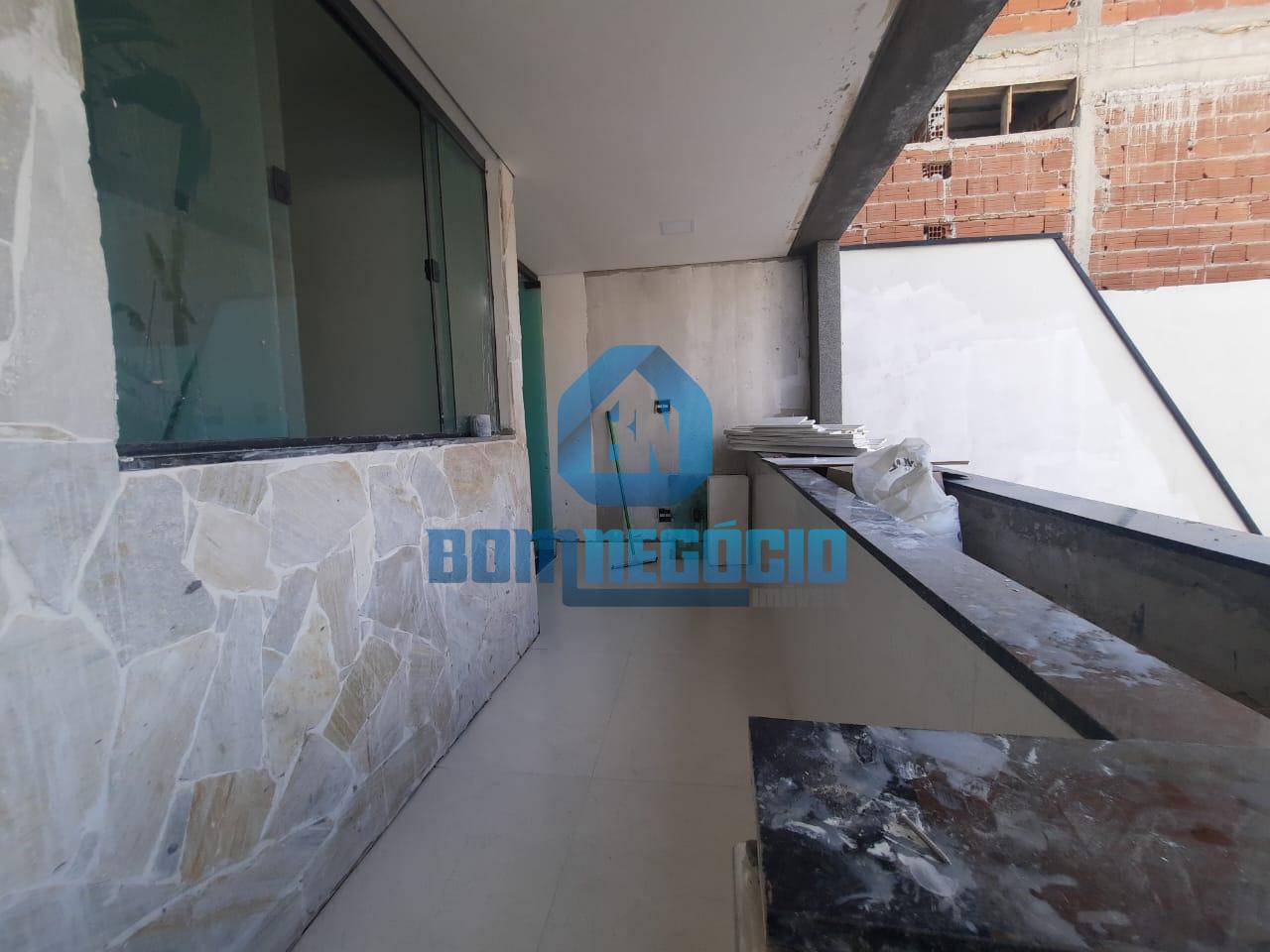 Casa Pavimento Superior a Venda, Bairro Vale Verde com 3 Quart...