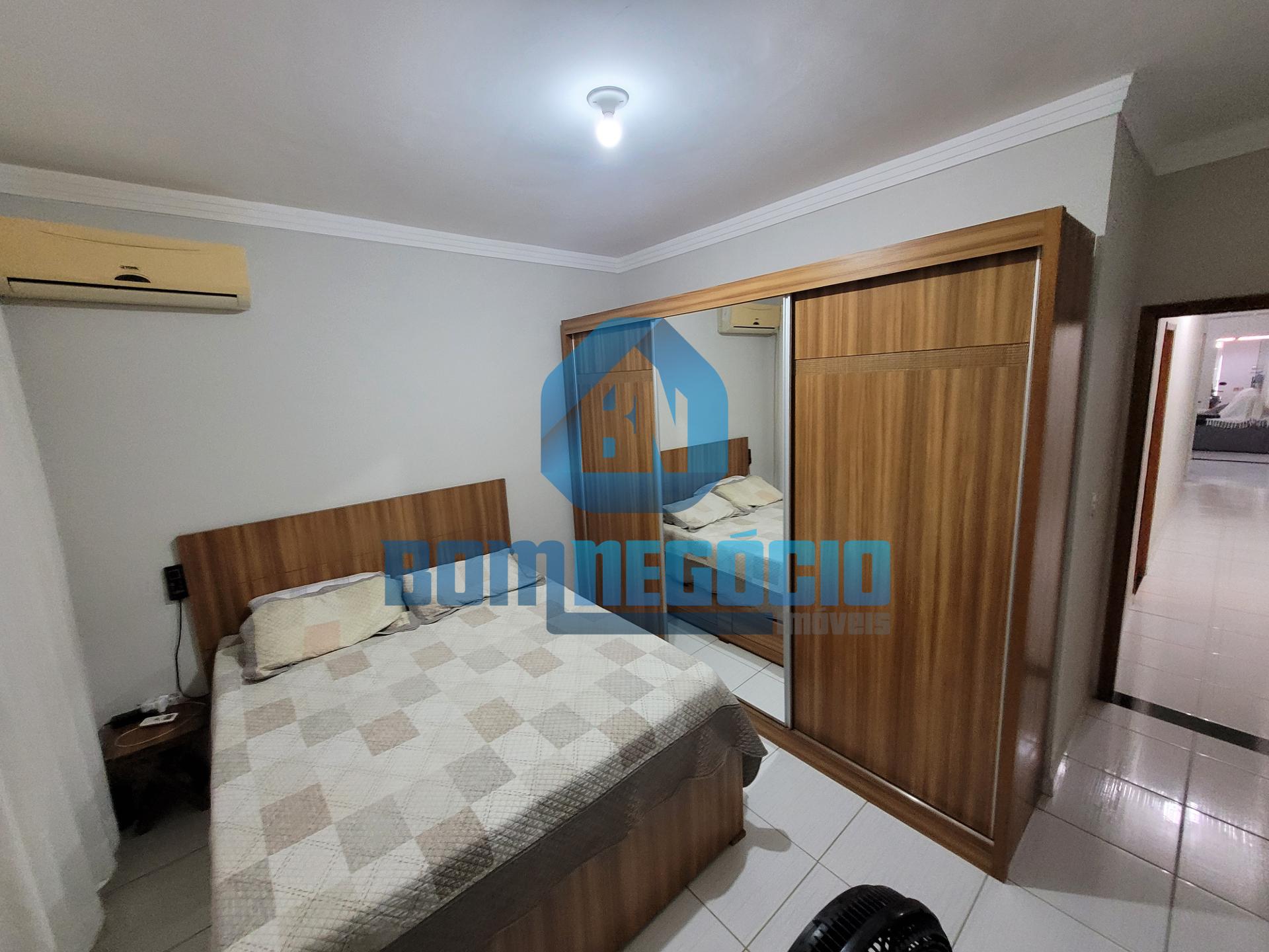 Casa com 2 dormitórios à venda, VALE DO SOL II, GOVERNADOR VAL...