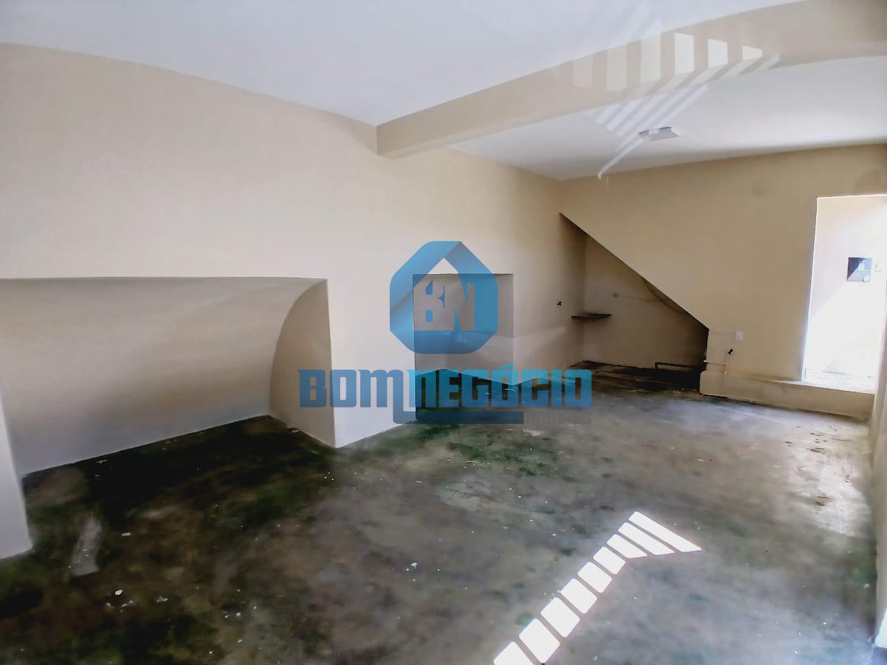 Casa com 3 dormitórios à venda, SANTA HELENA, GOVERNADOR VALAD...