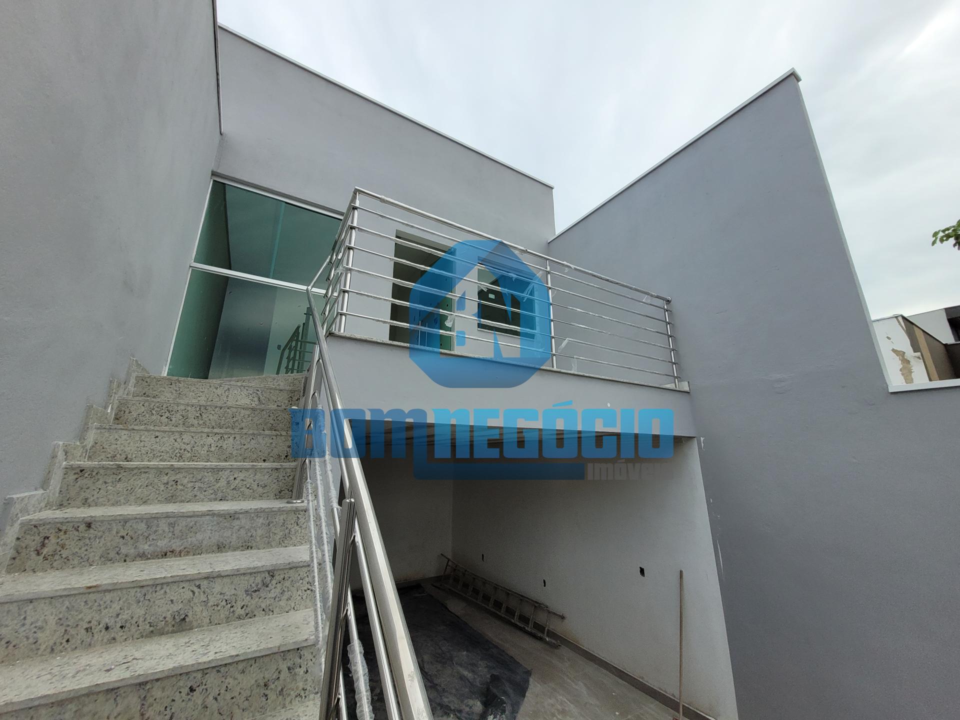 Casa com 3 quartos, 3 banheiros e área gourmet à venda, CASTAN...