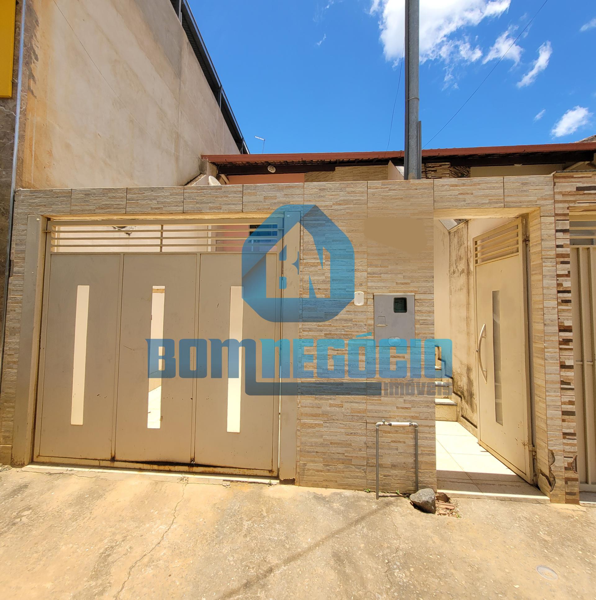 Casa com 2 dormitórios à venda, Vista Linda, GOVERNADOR VALADA...