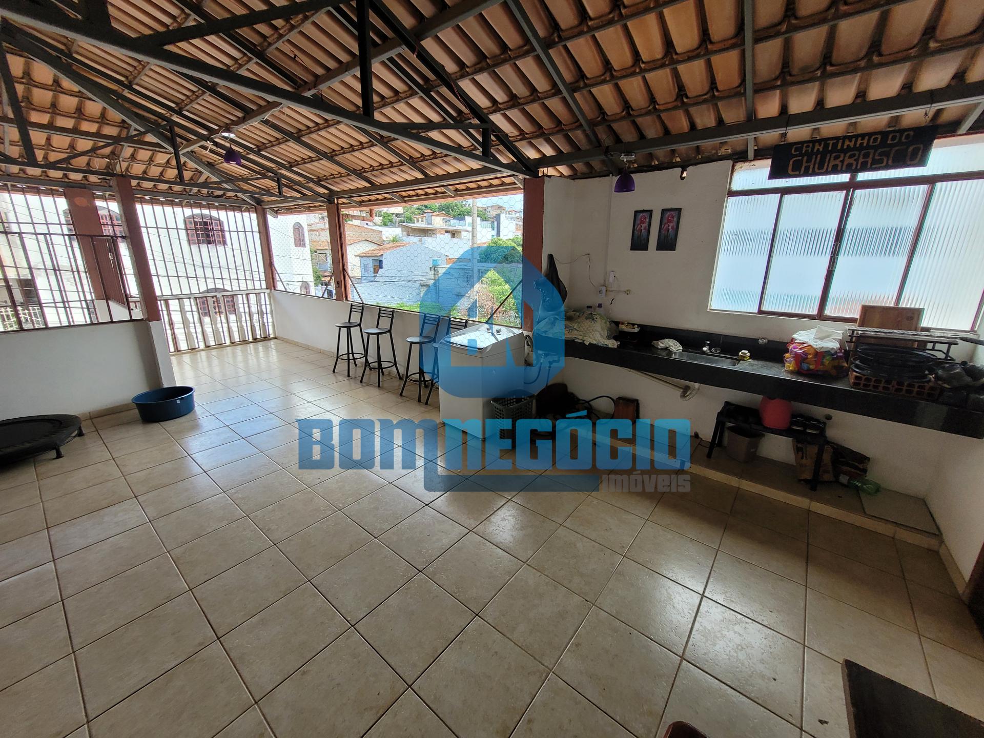 Casa com 4 dormitórios à venda, ESPERANÇA, GOVERNADOR VALADARE...